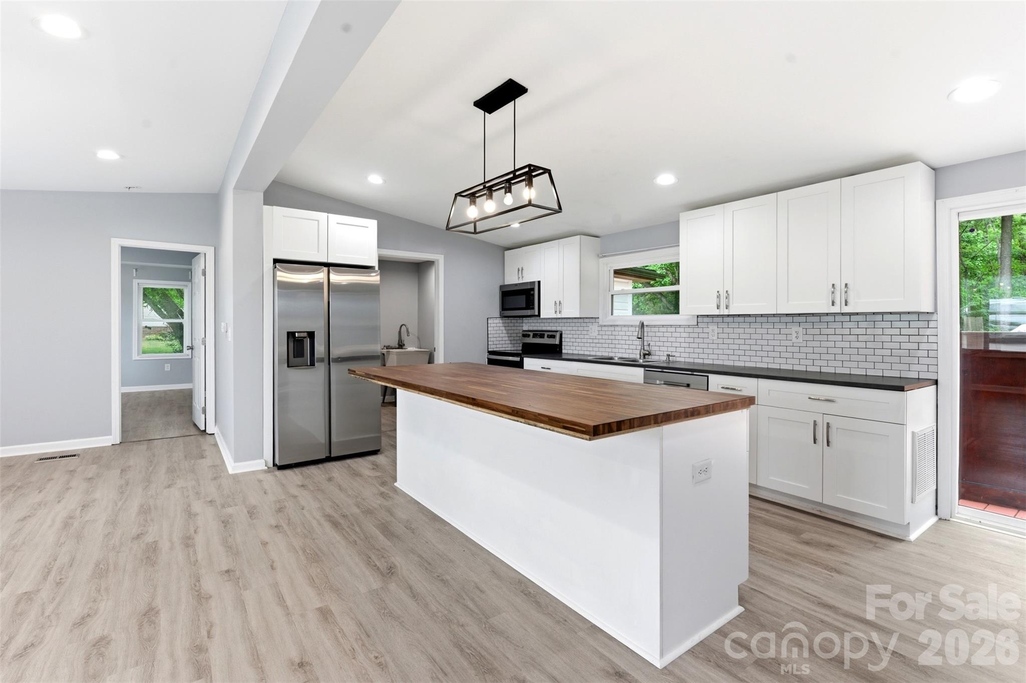7640 W Nc 152 Highway — Mooresville