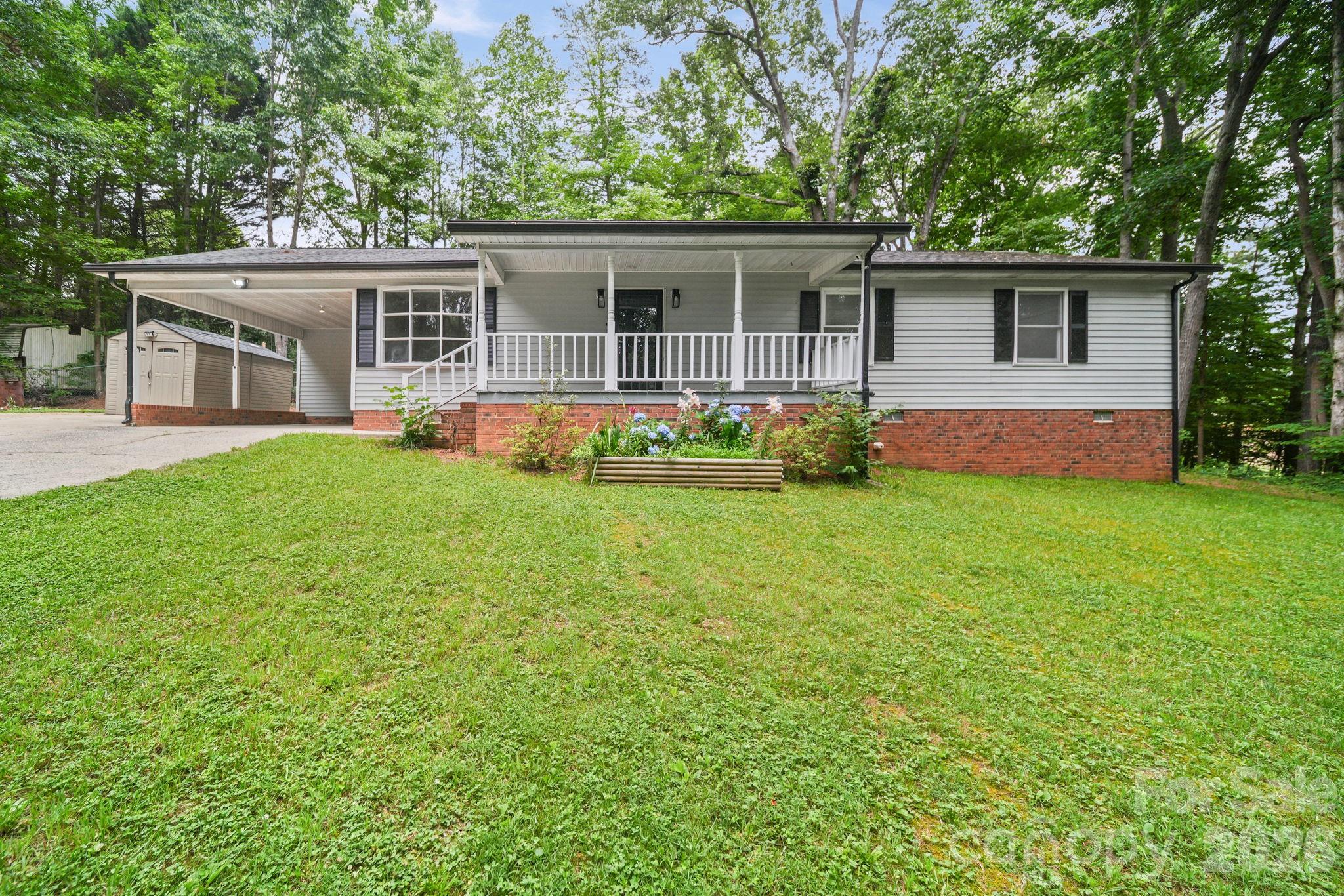 5719 Lewis Road — Gastonia