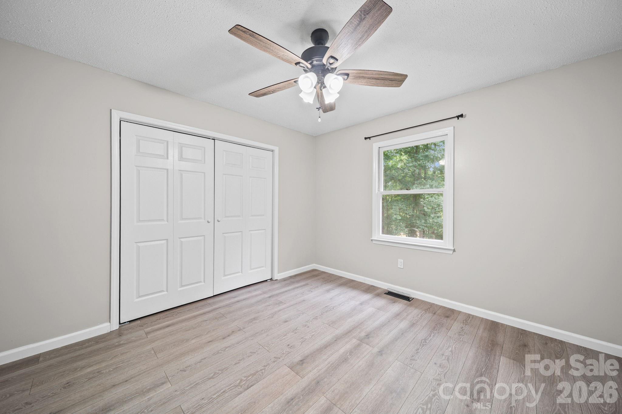 5719 Lewis Road — Gastonia