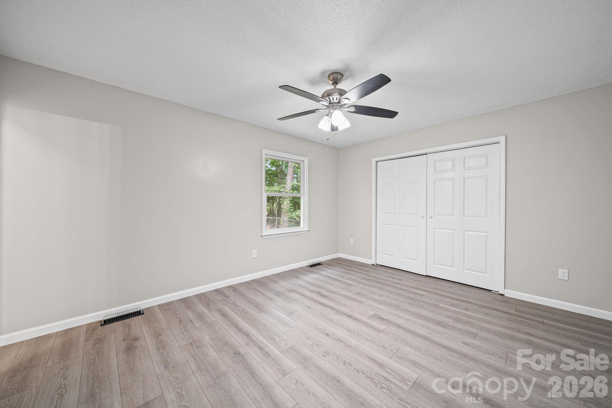 5719 Lewis Road — Gastonia