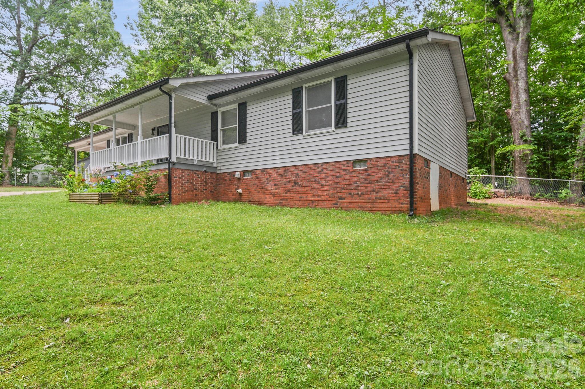 5719 Lewis Road — Gastonia