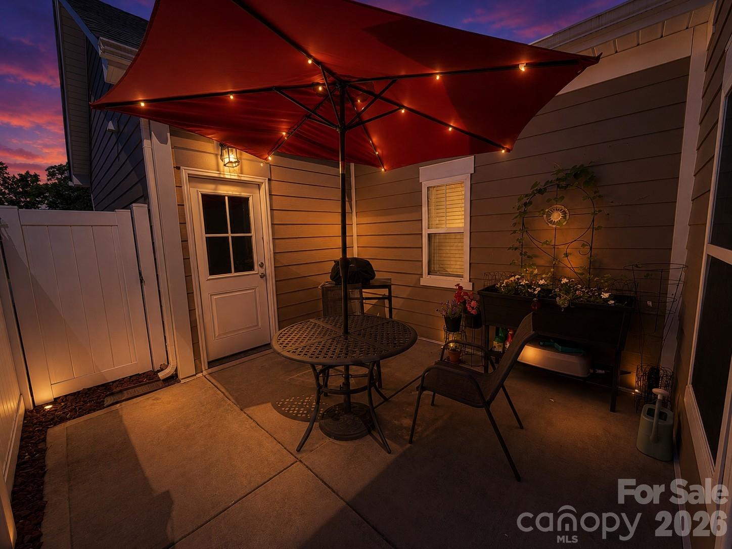 2125 24th Street Lane SE — Hickory