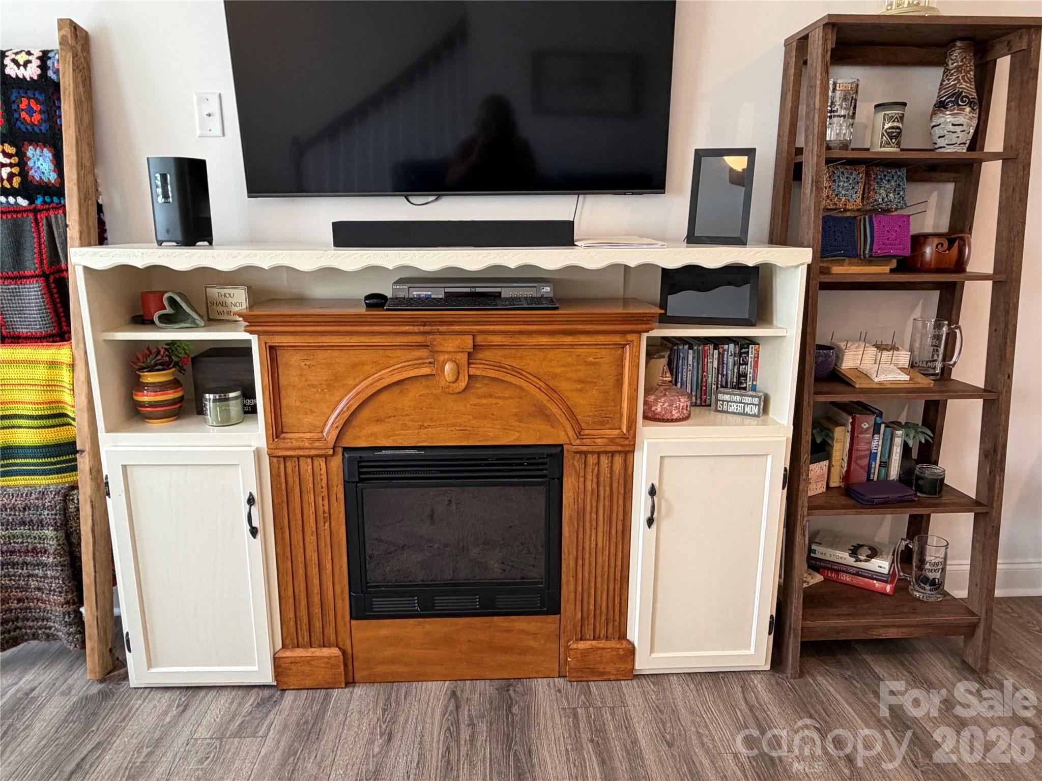 2125 24th Street Lane SE — Hickory