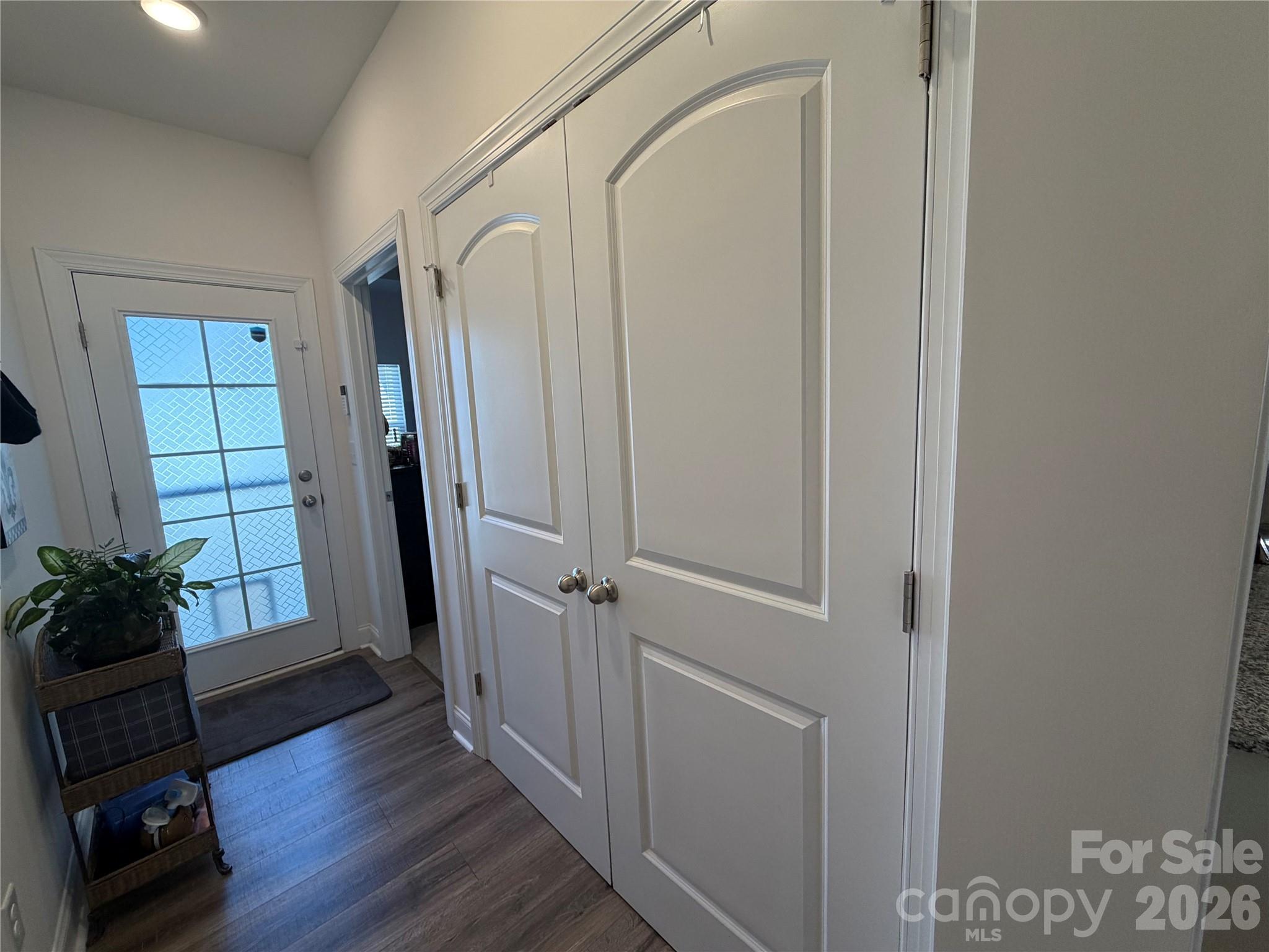 2125 24th Street Lane SE — Hickory