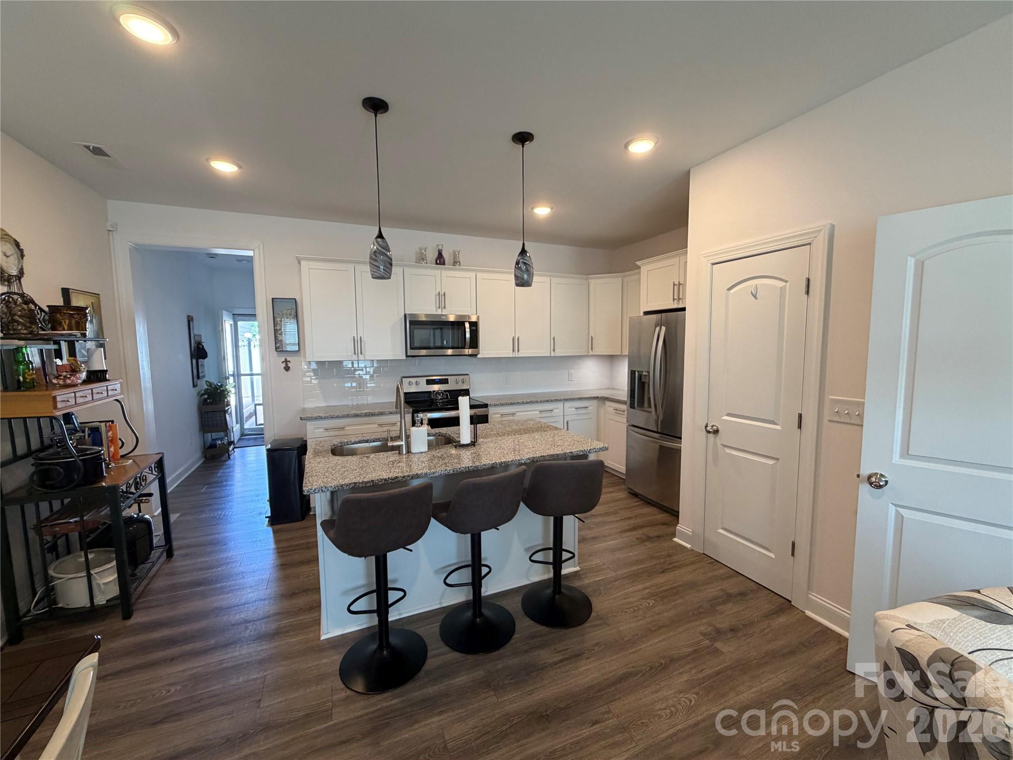 2125 24th Street Lane SE — Hickory