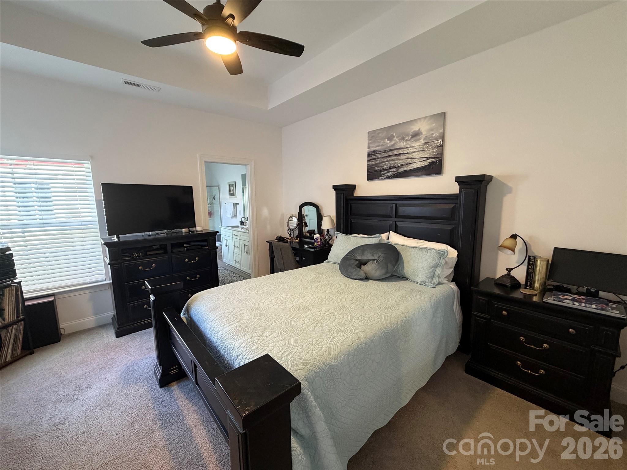 2125 24th Street Lane SE — Hickory