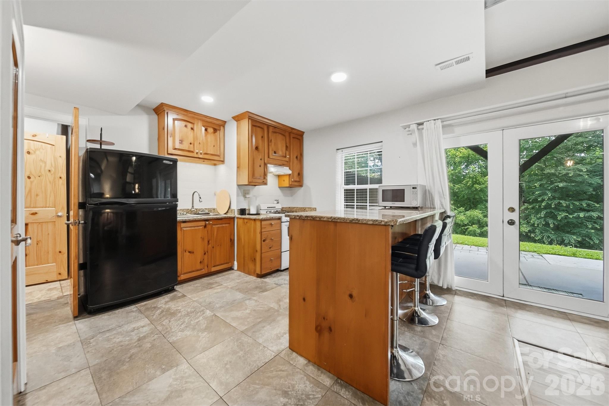 176 Charis Lane — Statesville
