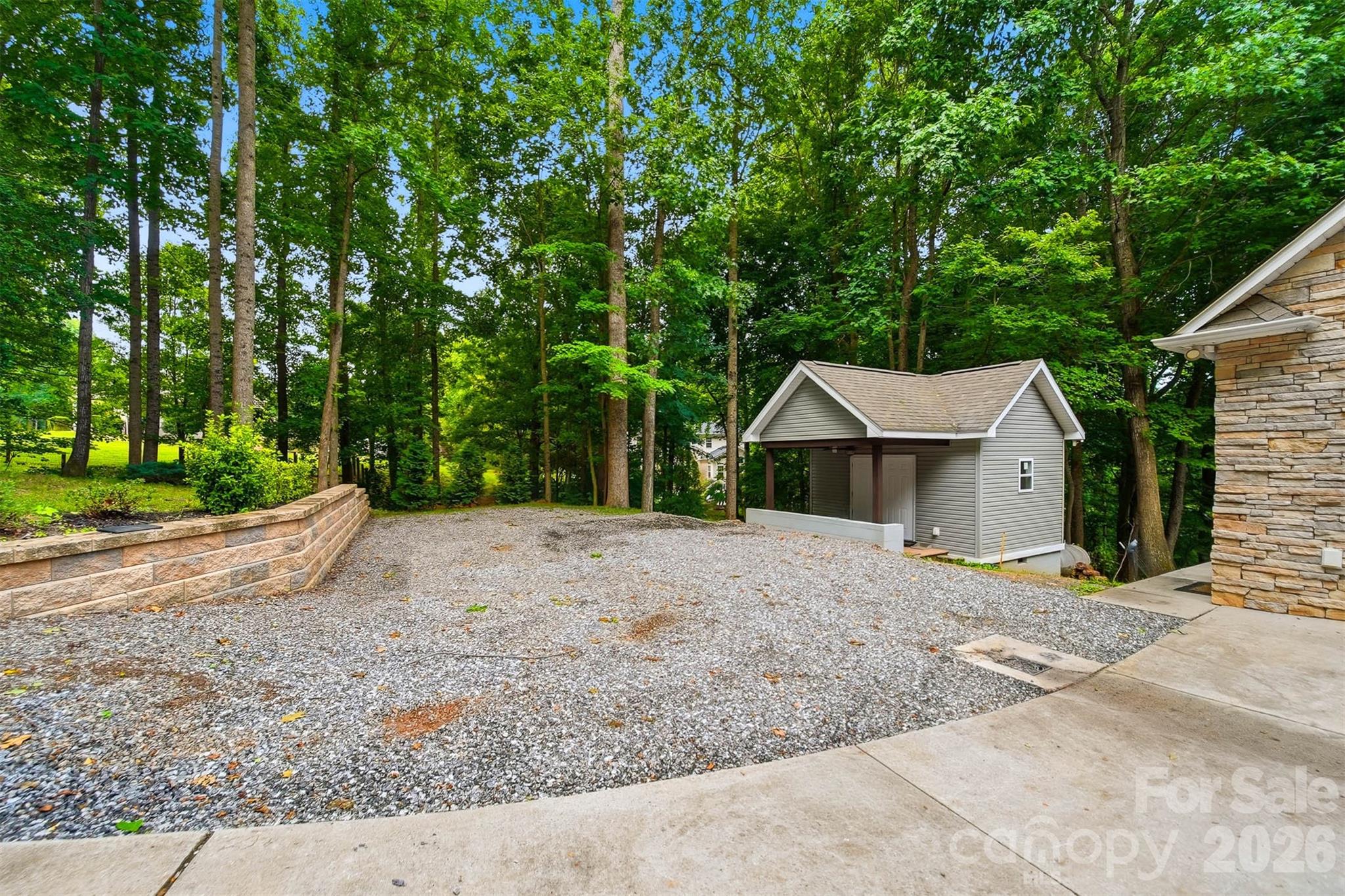 176 Charis Lane — Statesville