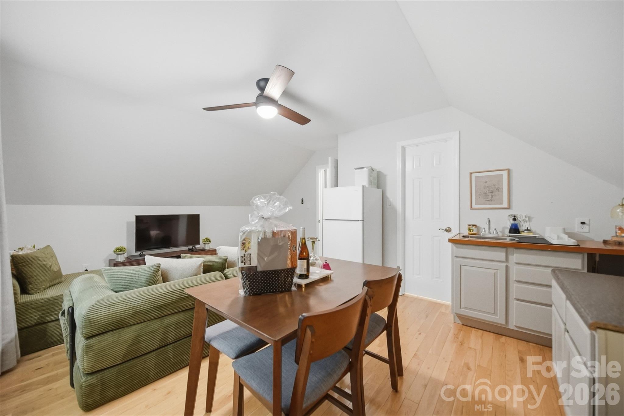 176 Charis Lane — Statesville
