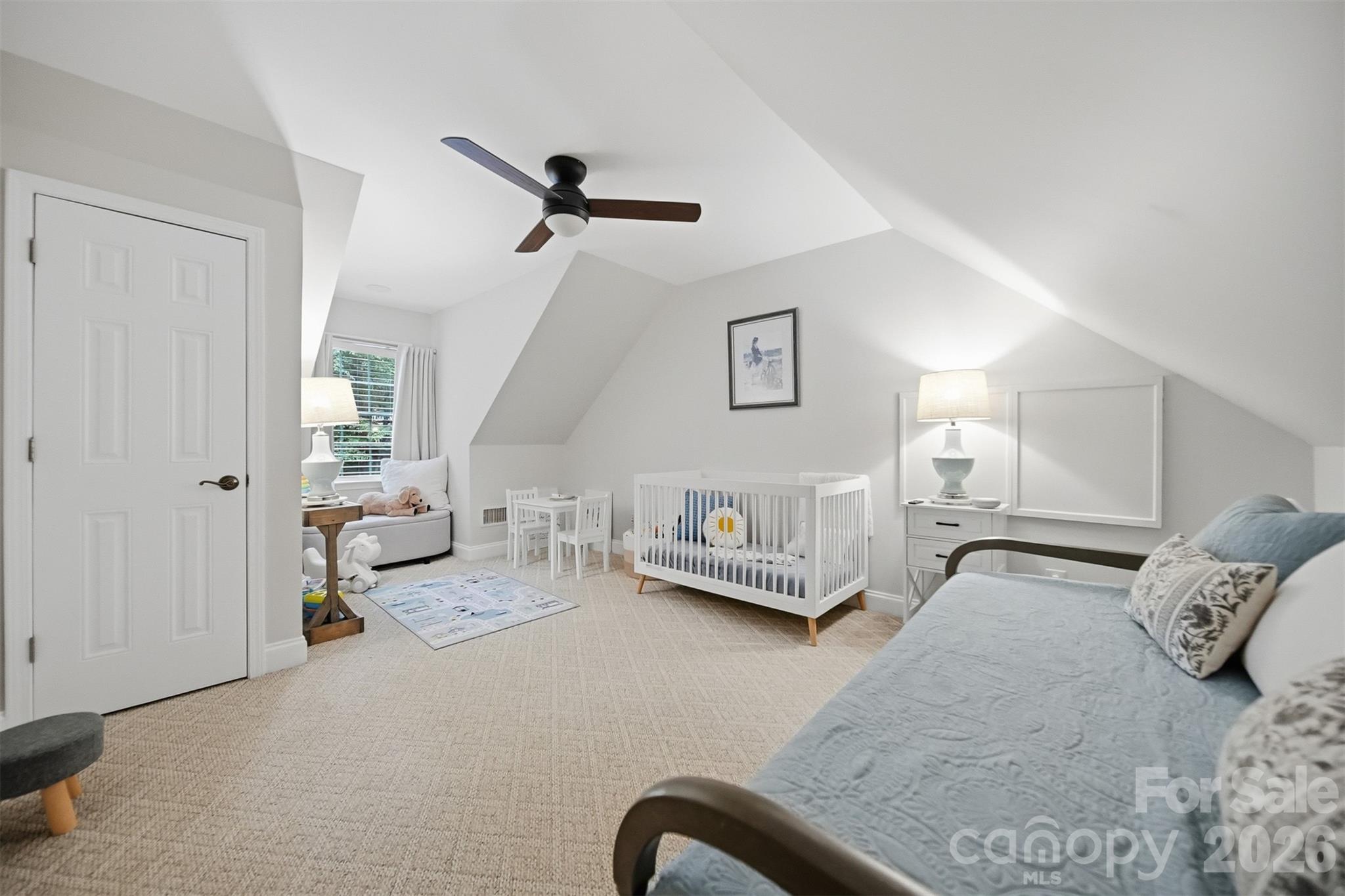 176 Charis Lane — Statesville