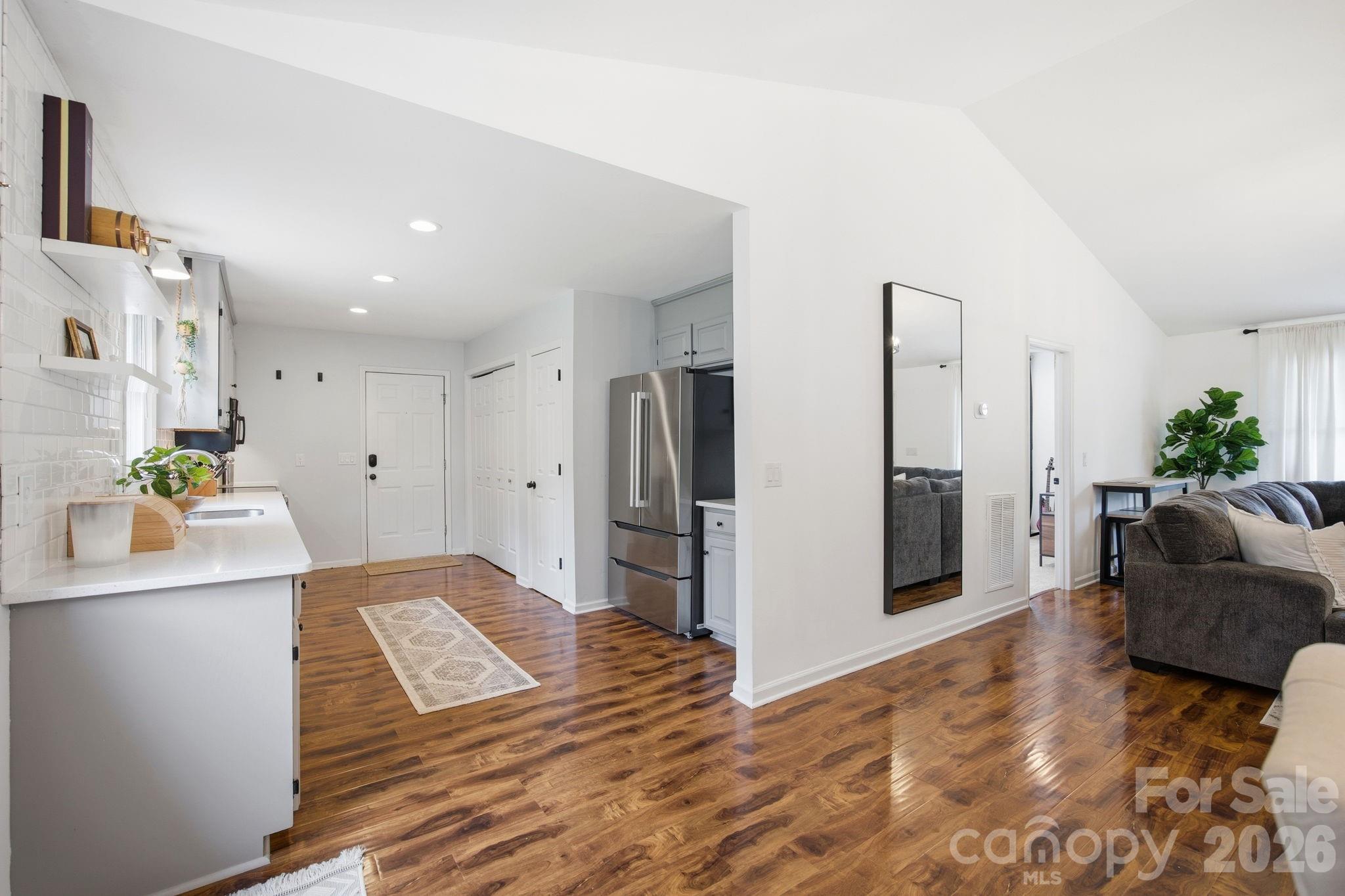 600 Gray Drive — Charlotte