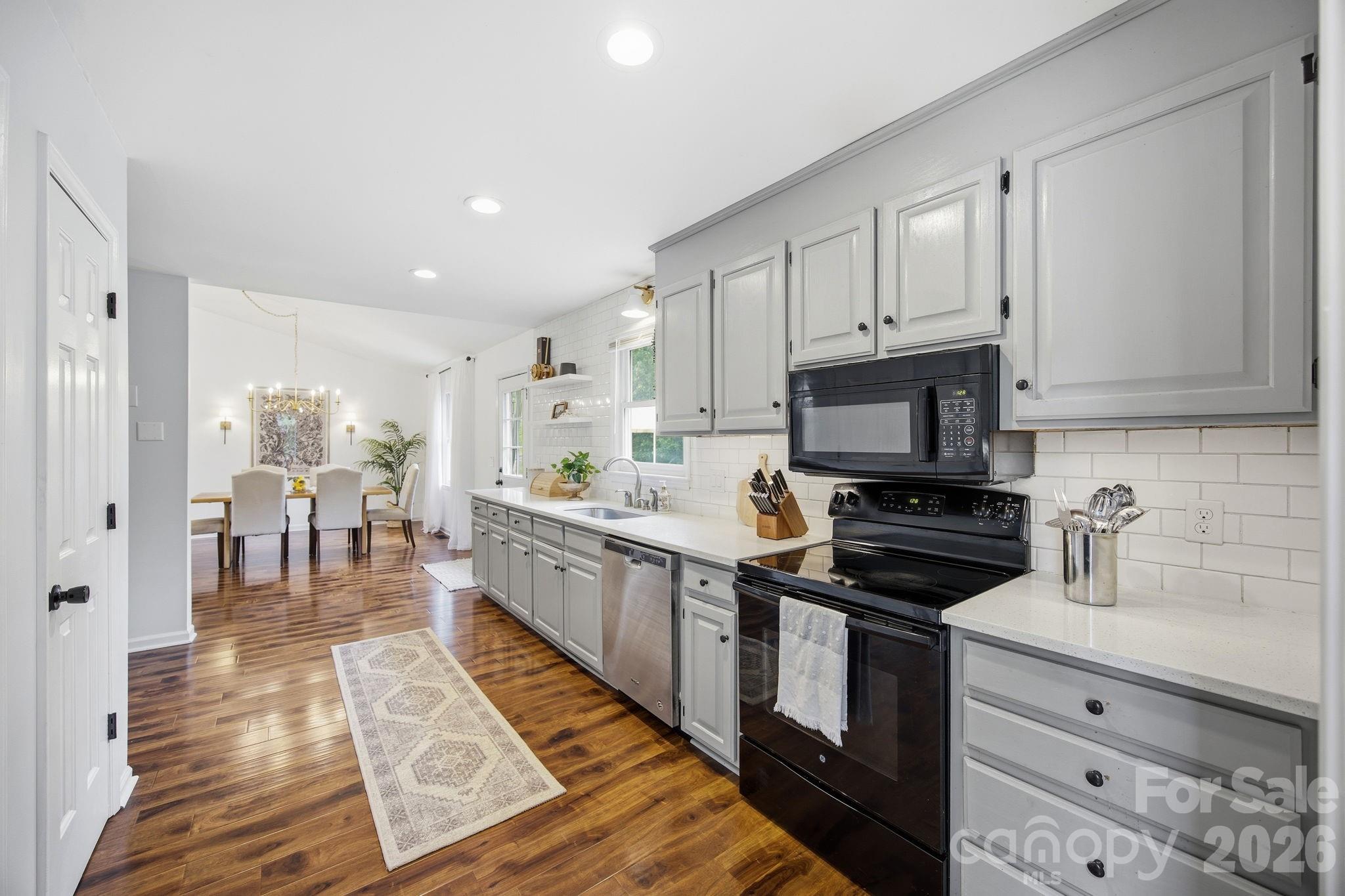 600 Gray Drive — Charlotte