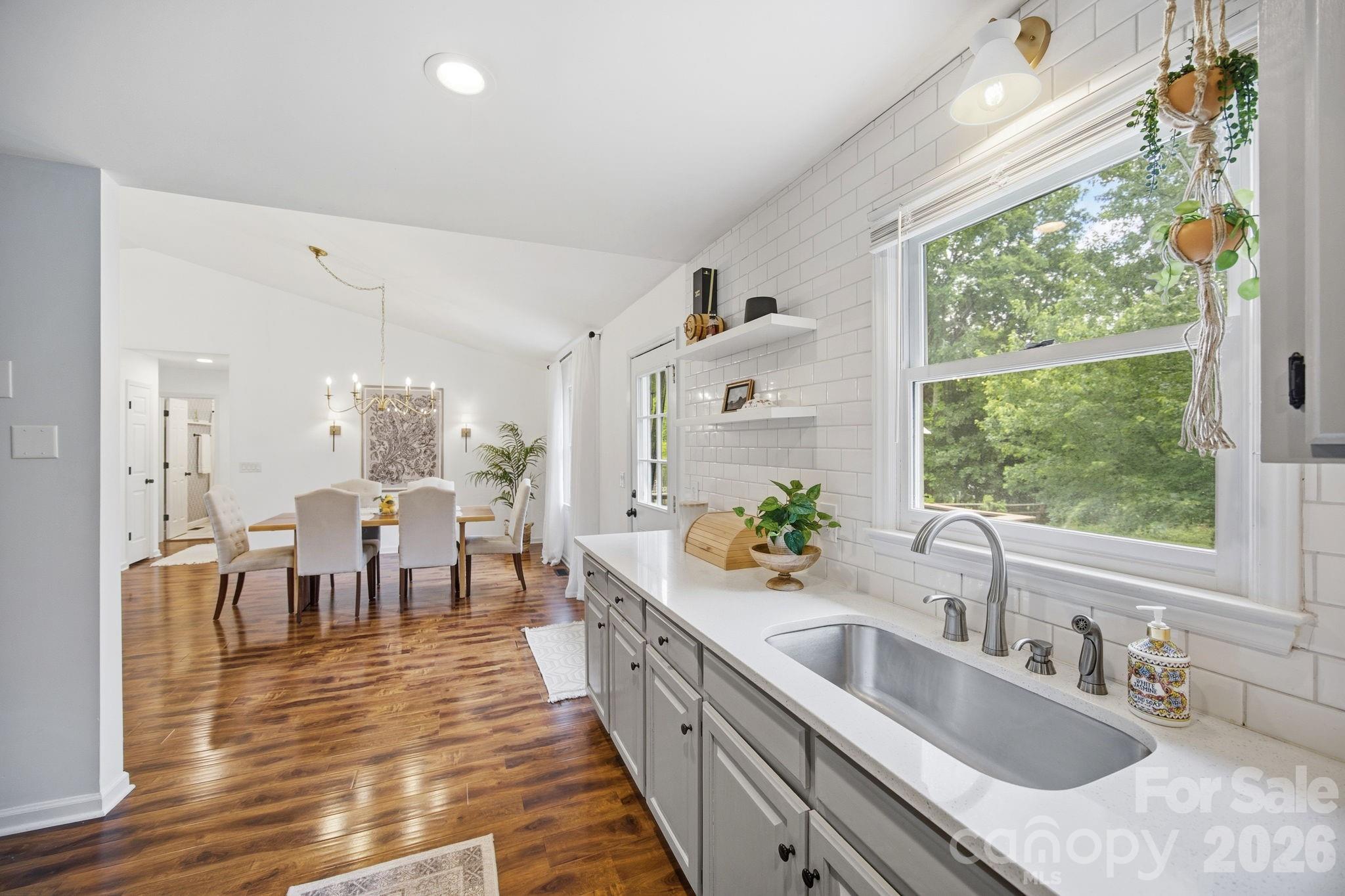 600 Gray Drive — Charlotte