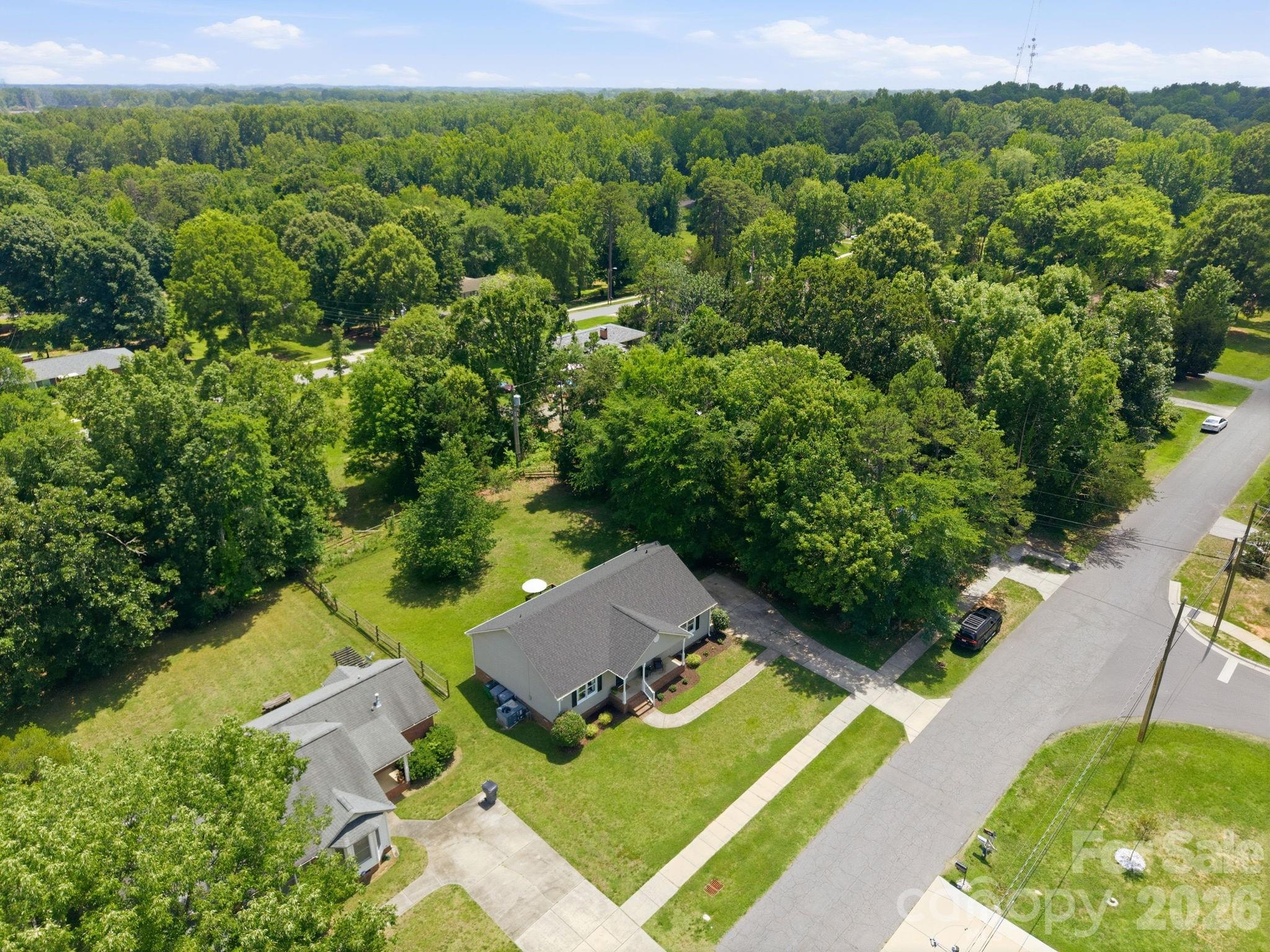 600 Gray Drive — Charlotte