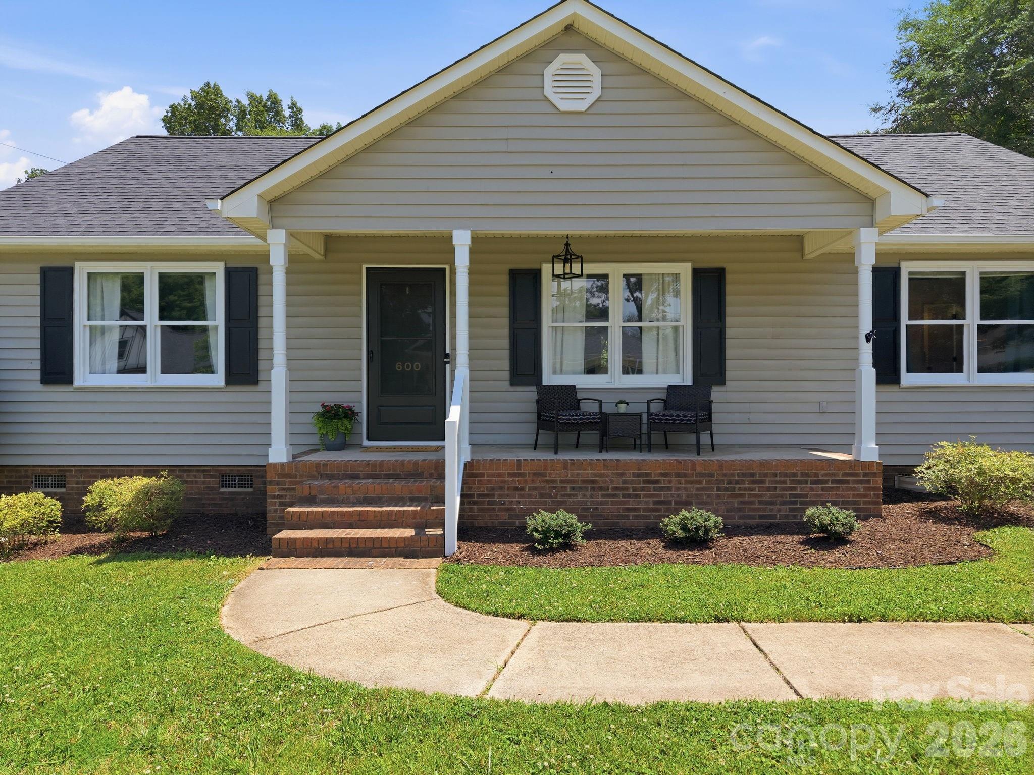 600 Gray Drive — Charlotte
