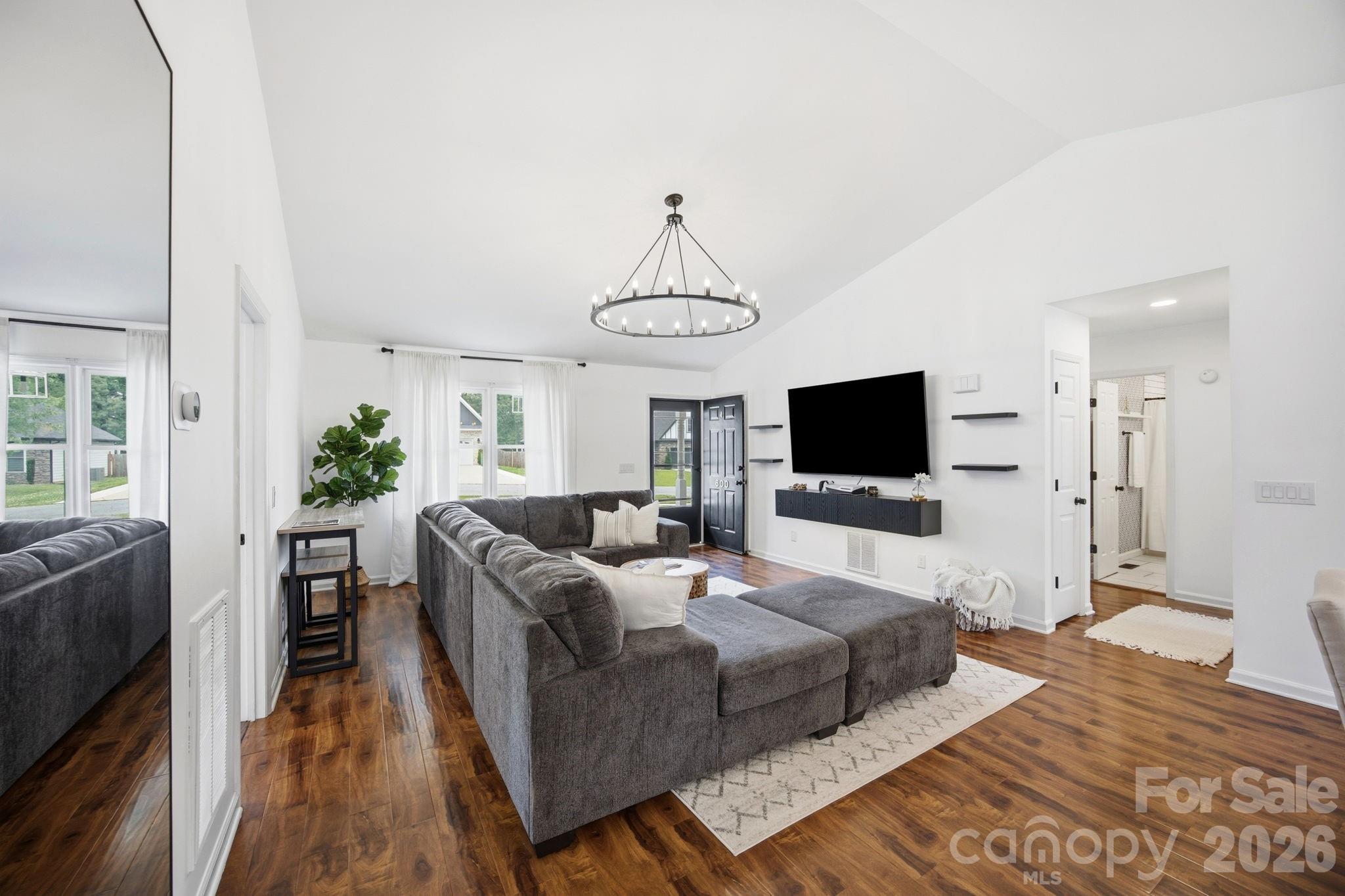600 Gray Drive — Charlotte
