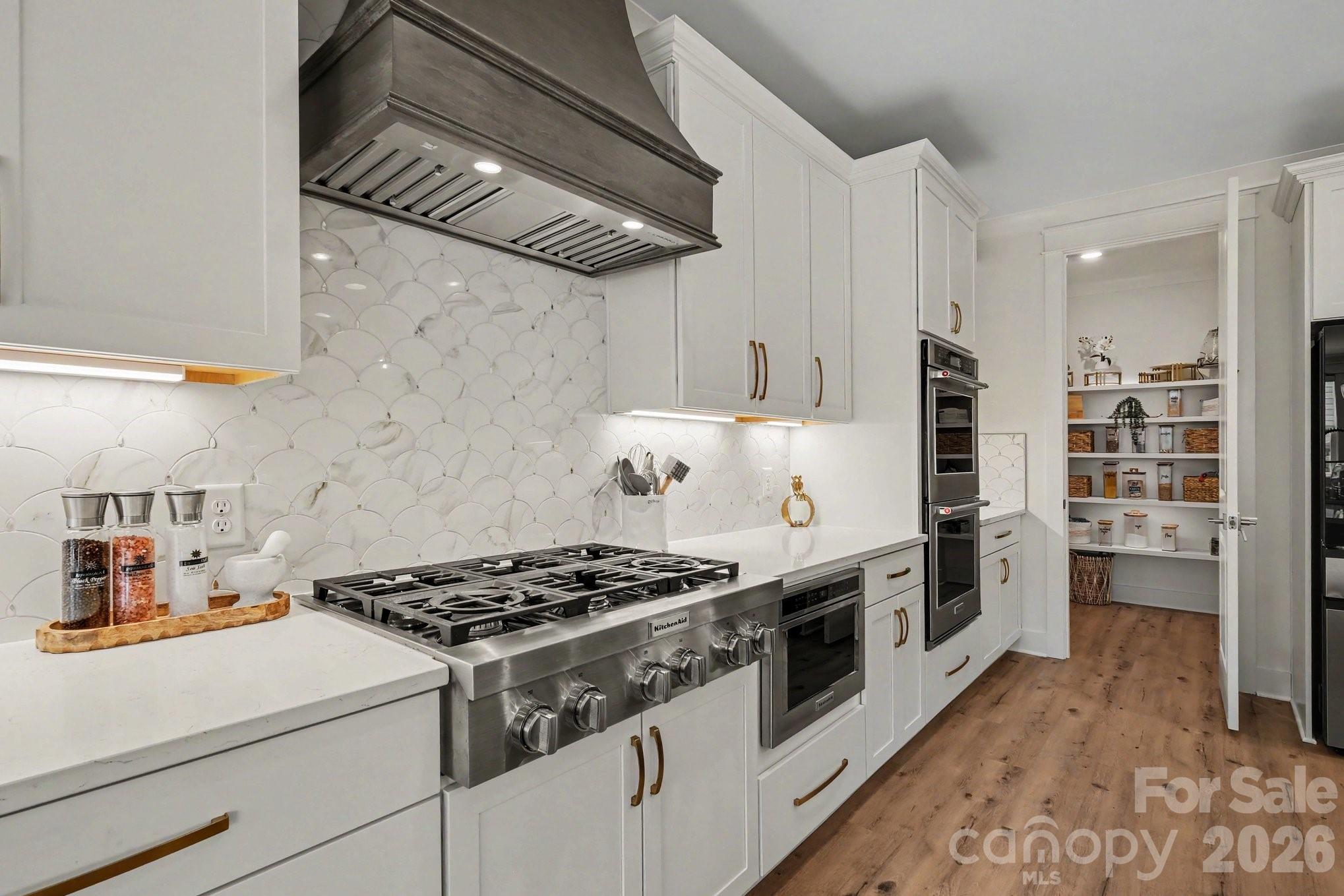 16019 Watts Creek Road — Huntersville