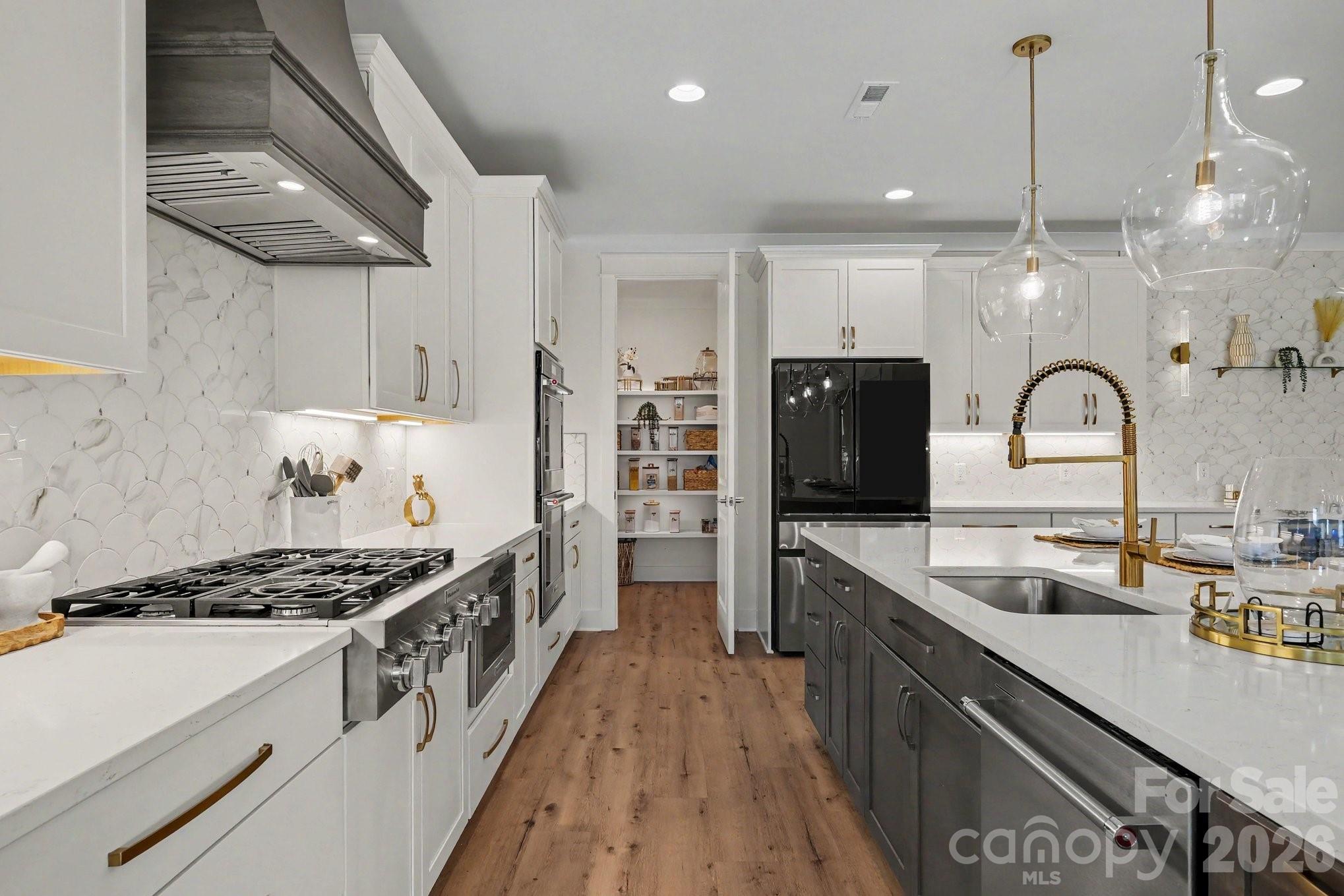 16019 Watts Creek Road — Huntersville
