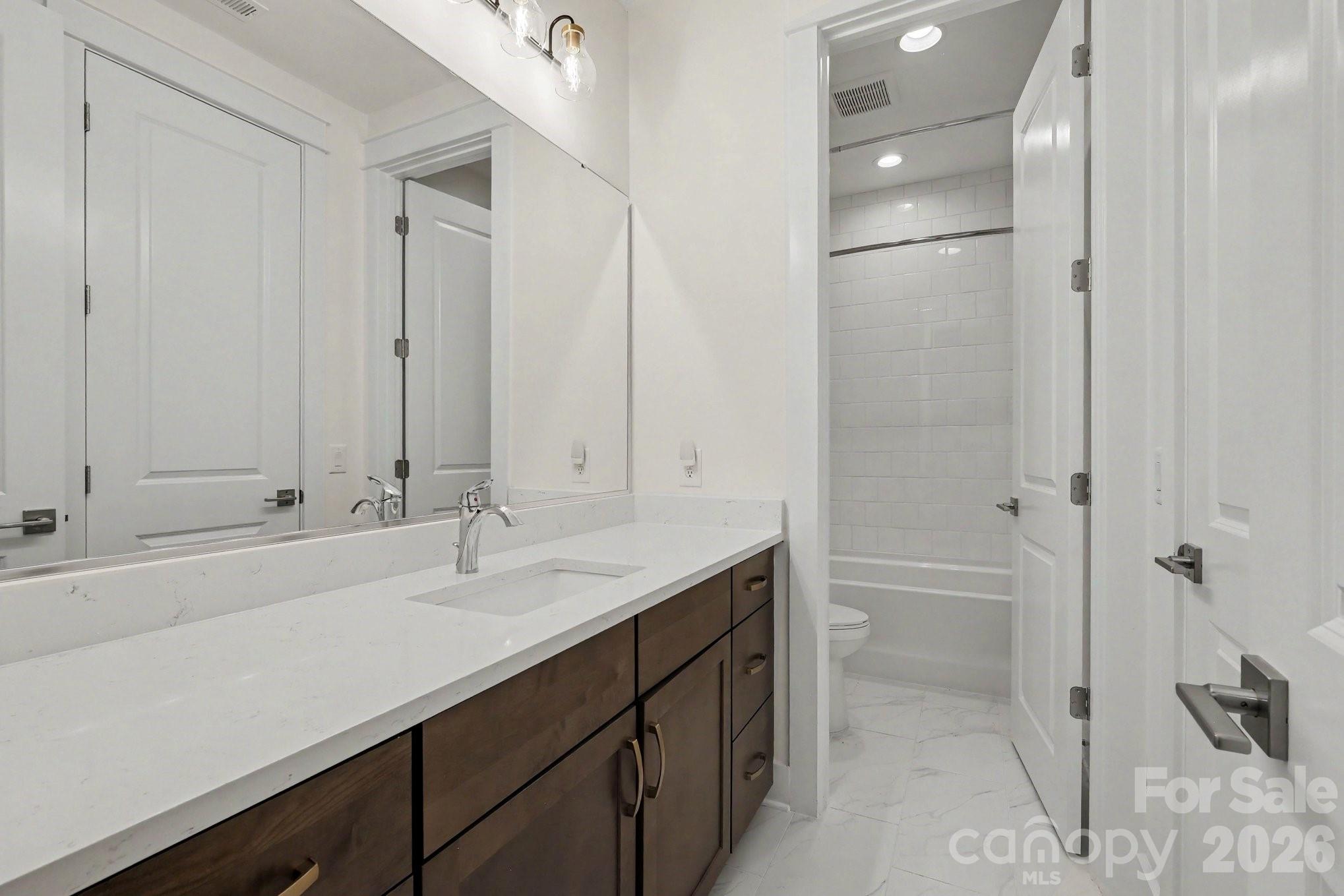 16019 Watts Creek Road — Huntersville