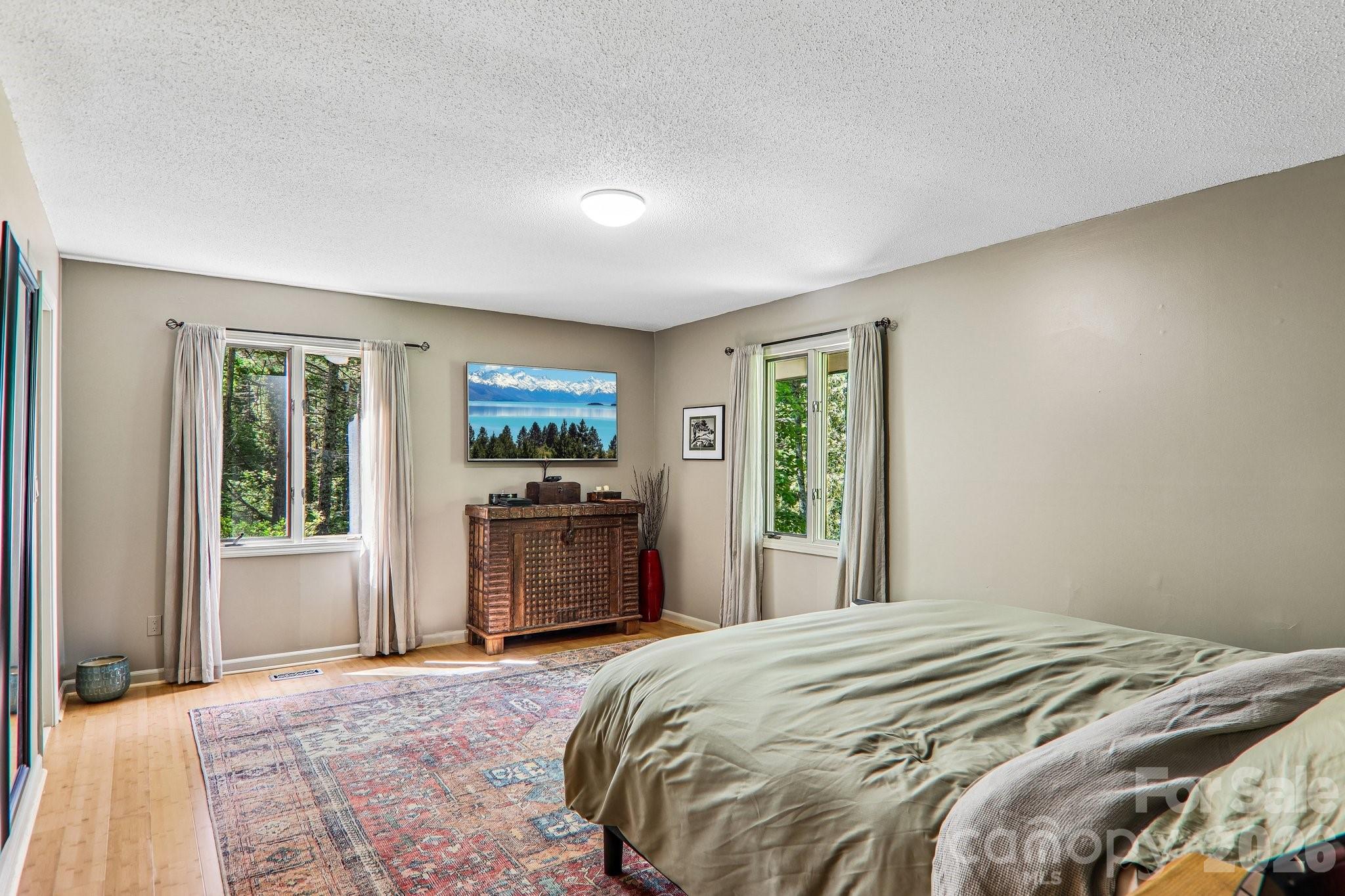 2291 Little River Road — Hendersonville