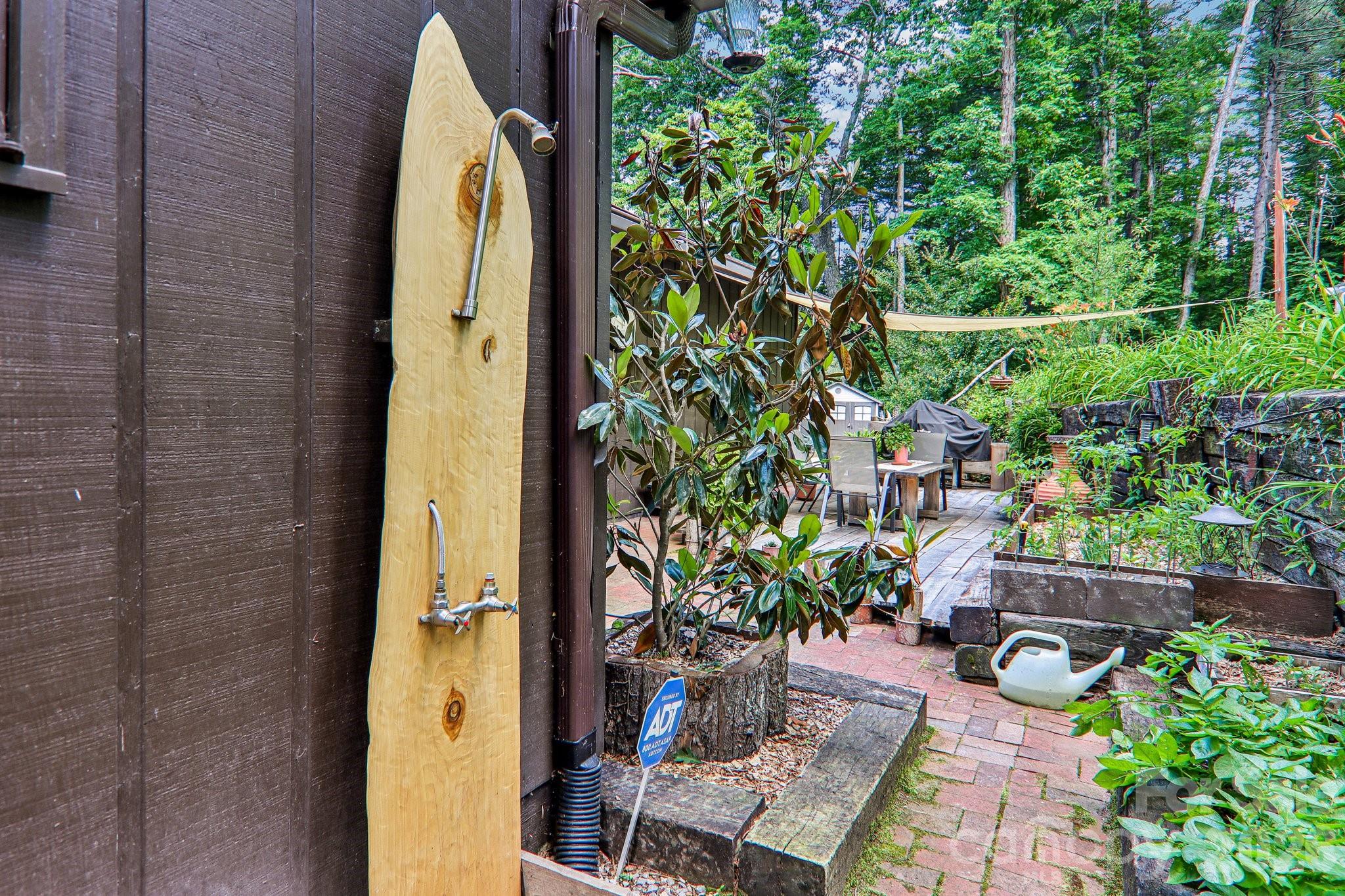 2291 Little River Road — Hendersonville