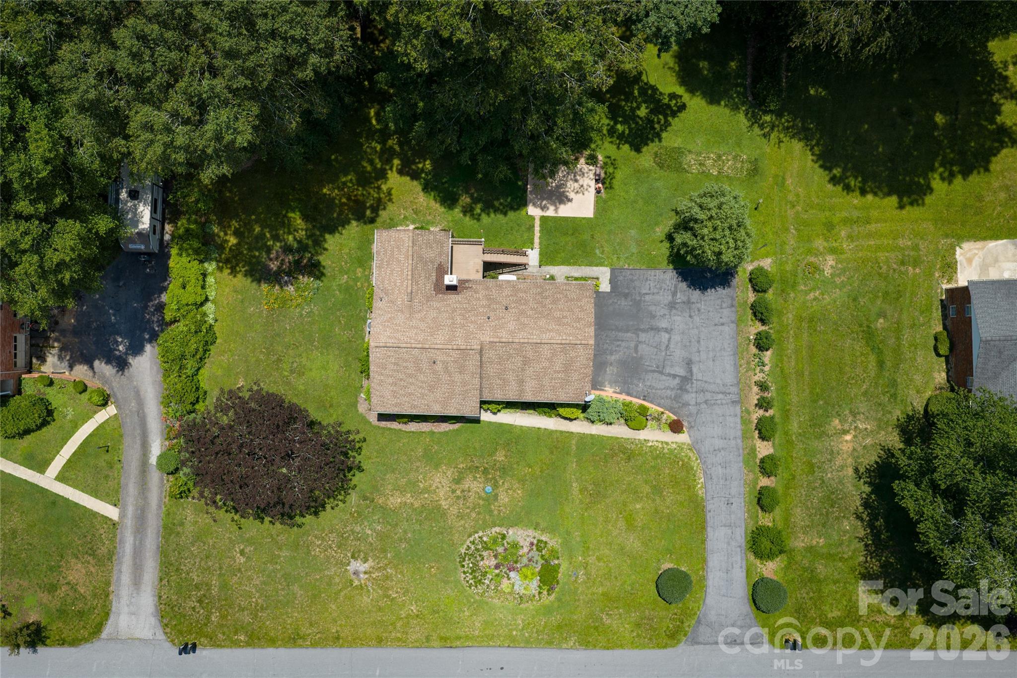 1541 Glenheath Drive #39 — Hendersonville