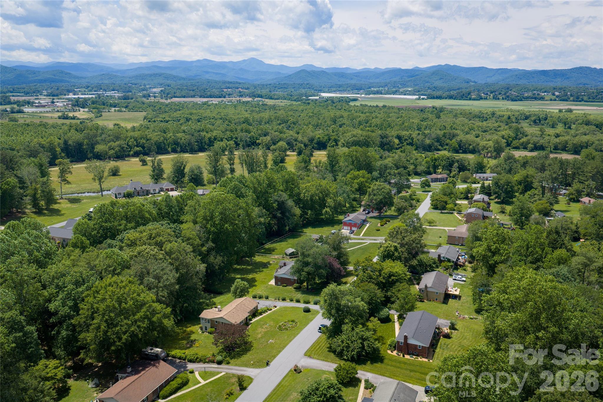 1541 Glenheath Drive #39 — Hendersonville