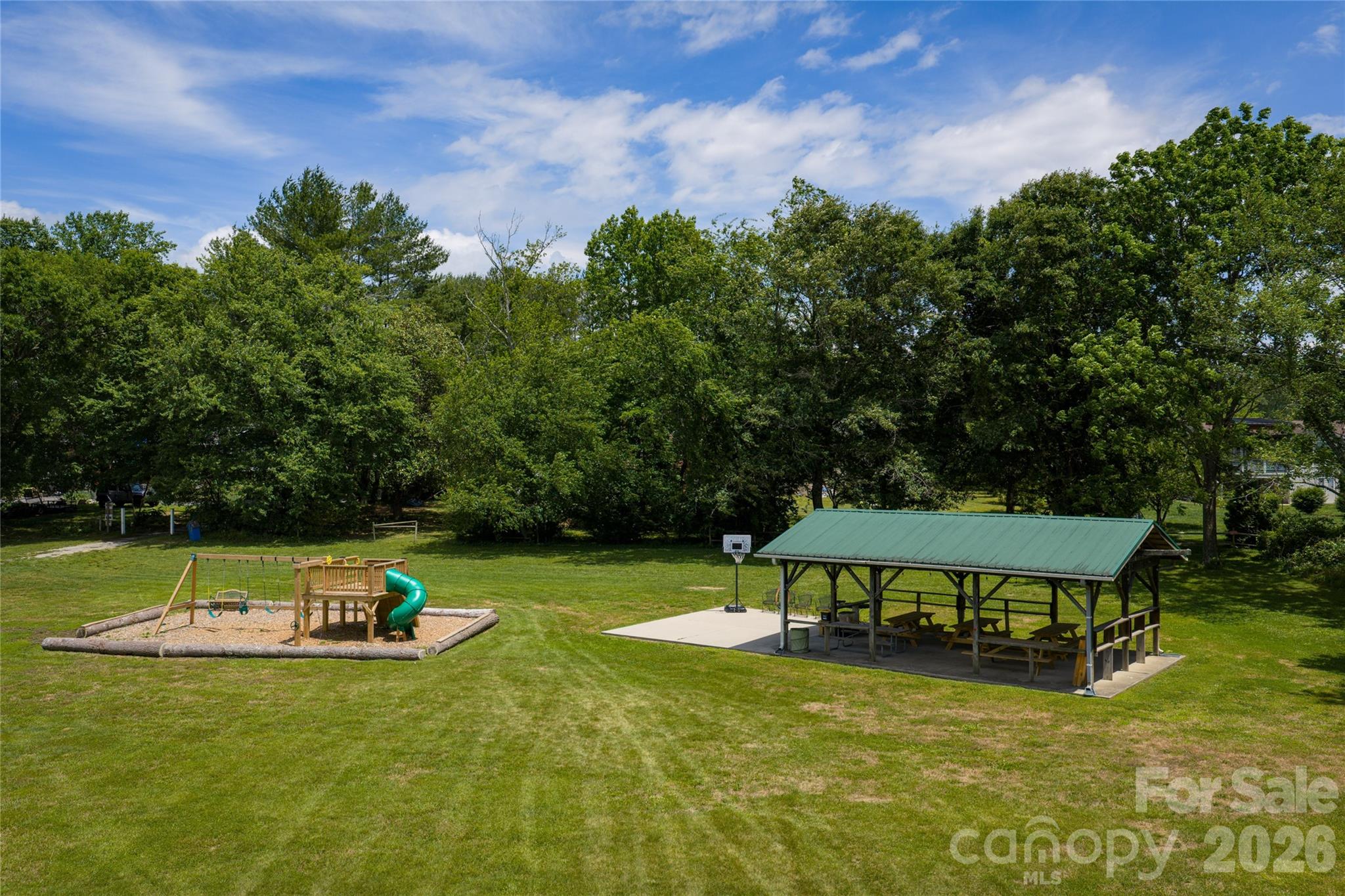 1541 Glenheath Drive #39 — Hendersonville