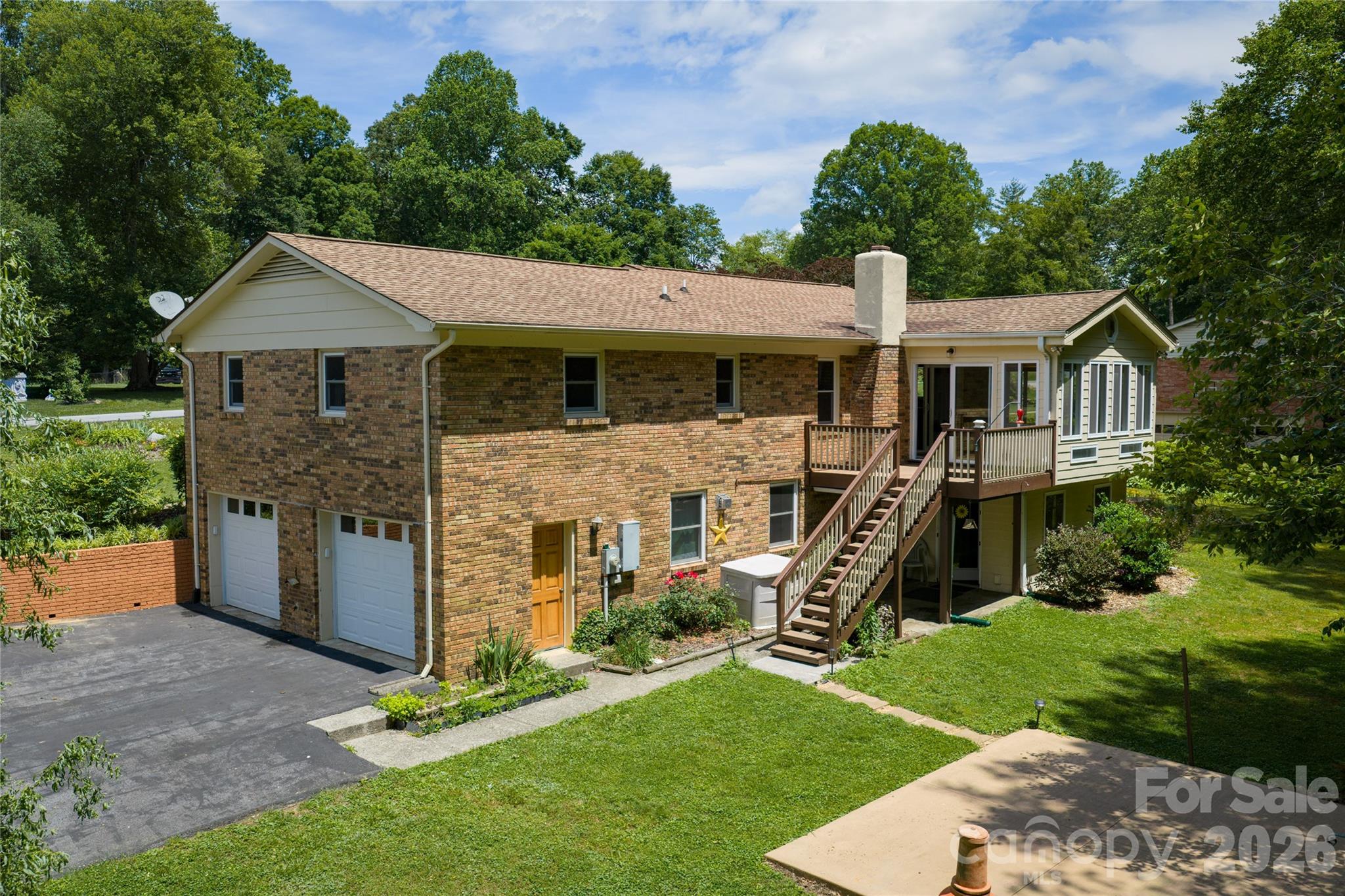 1541 Glenheath Drive #39 — Hendersonville