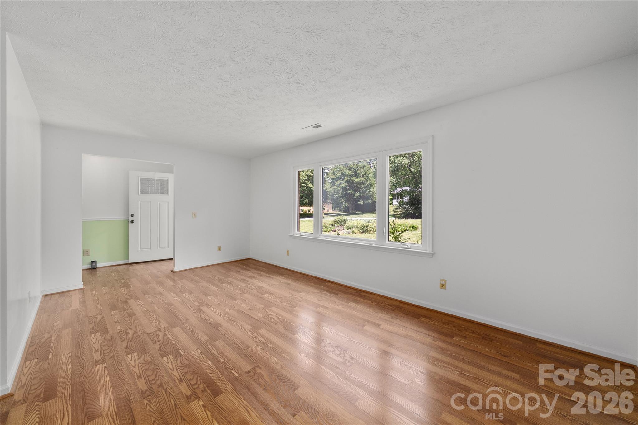1541 Glenheath Drive #39 — Hendersonville