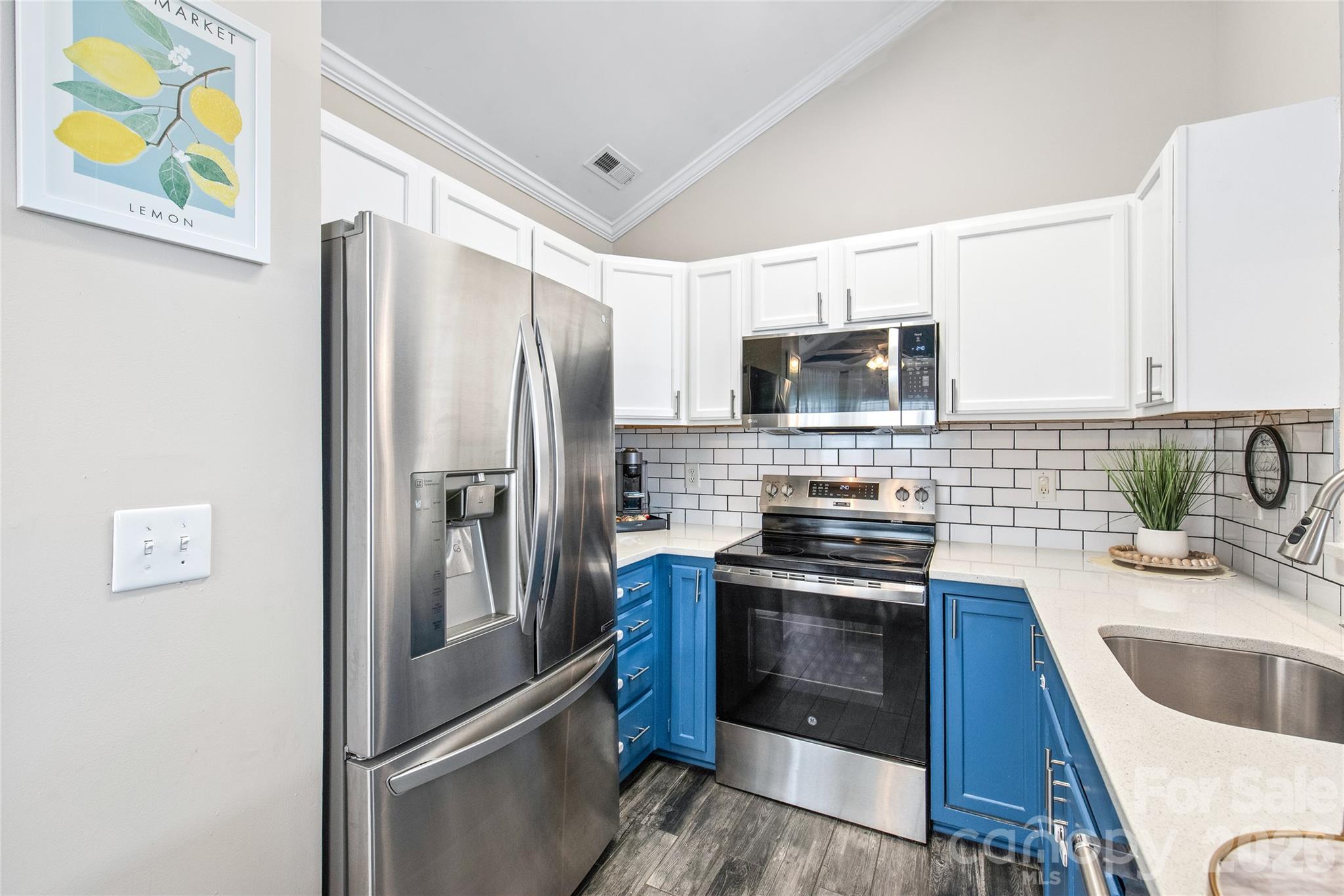 4401 Windjammer Drive — Monroe