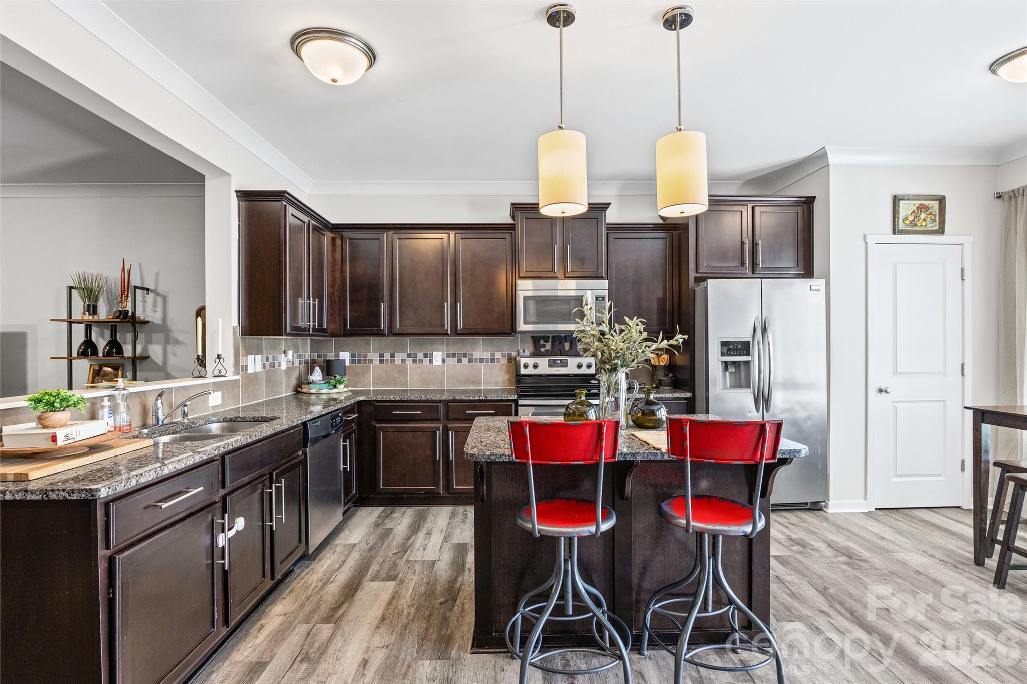 341 Battery Circle — Clover
