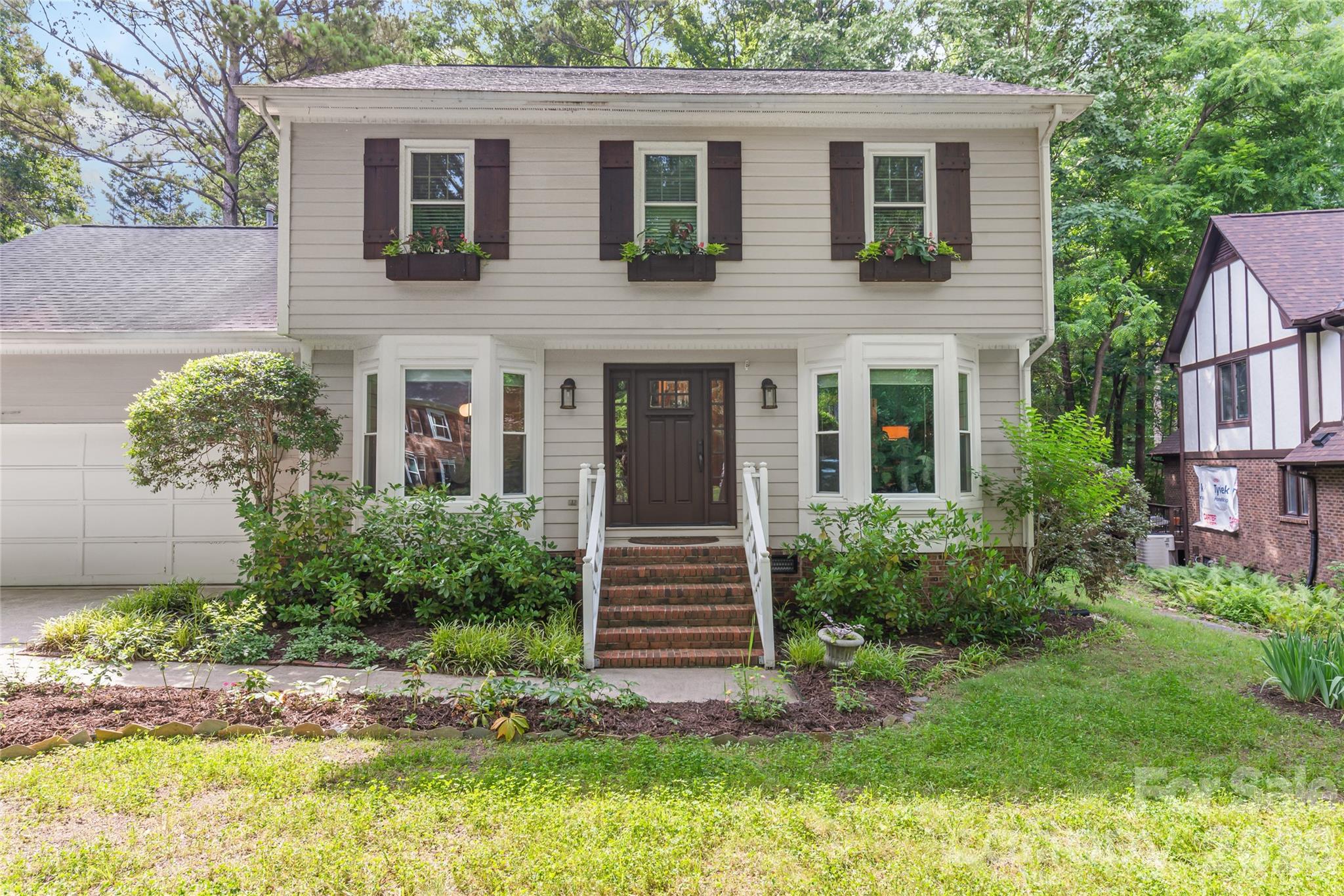7022 Rocky Falls Road — Charlotte