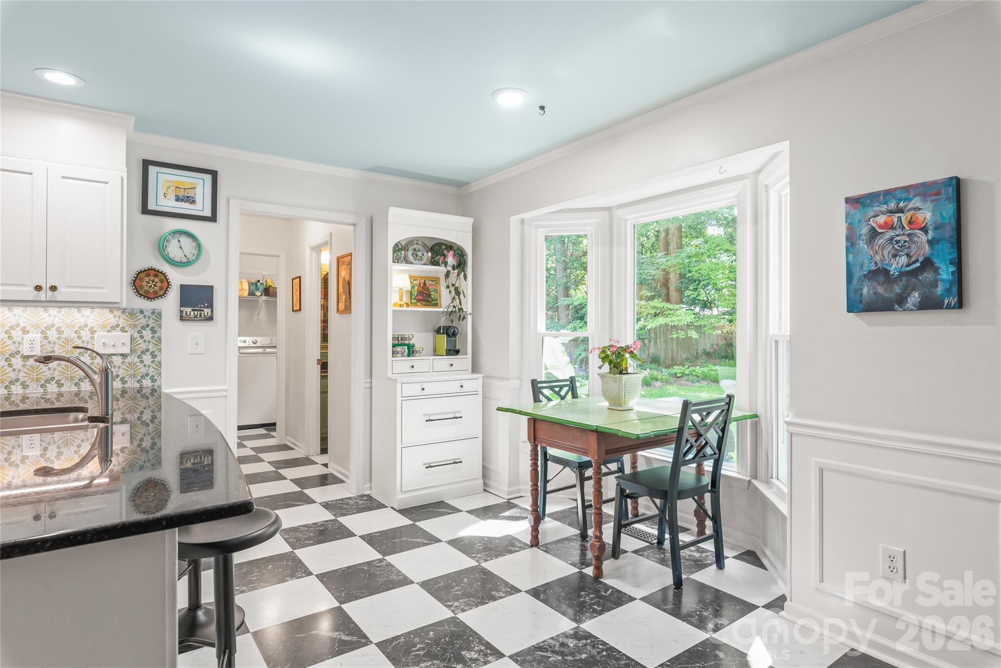 7022 Rocky Falls Road — Charlotte