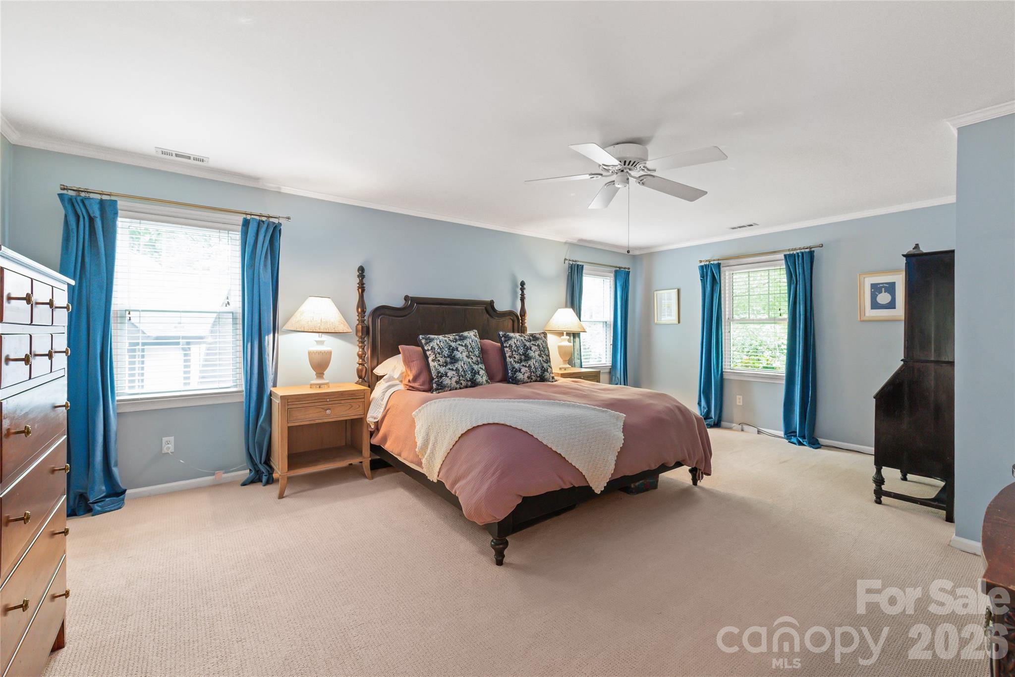 7022 Rocky Falls Road — Charlotte
