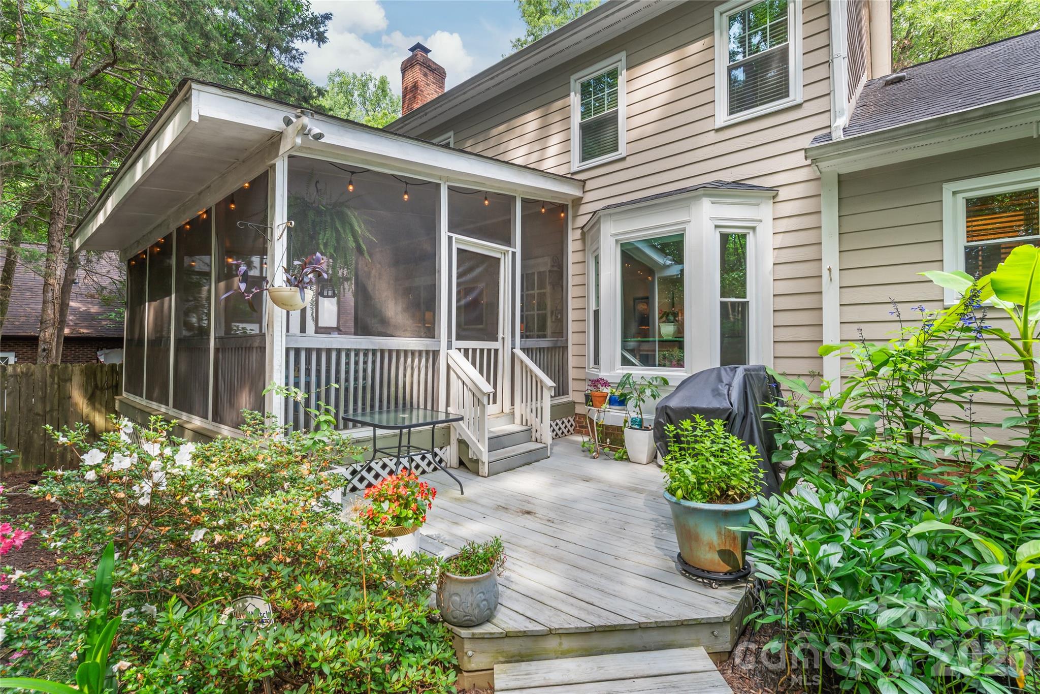 7022 Rocky Falls Road — Charlotte