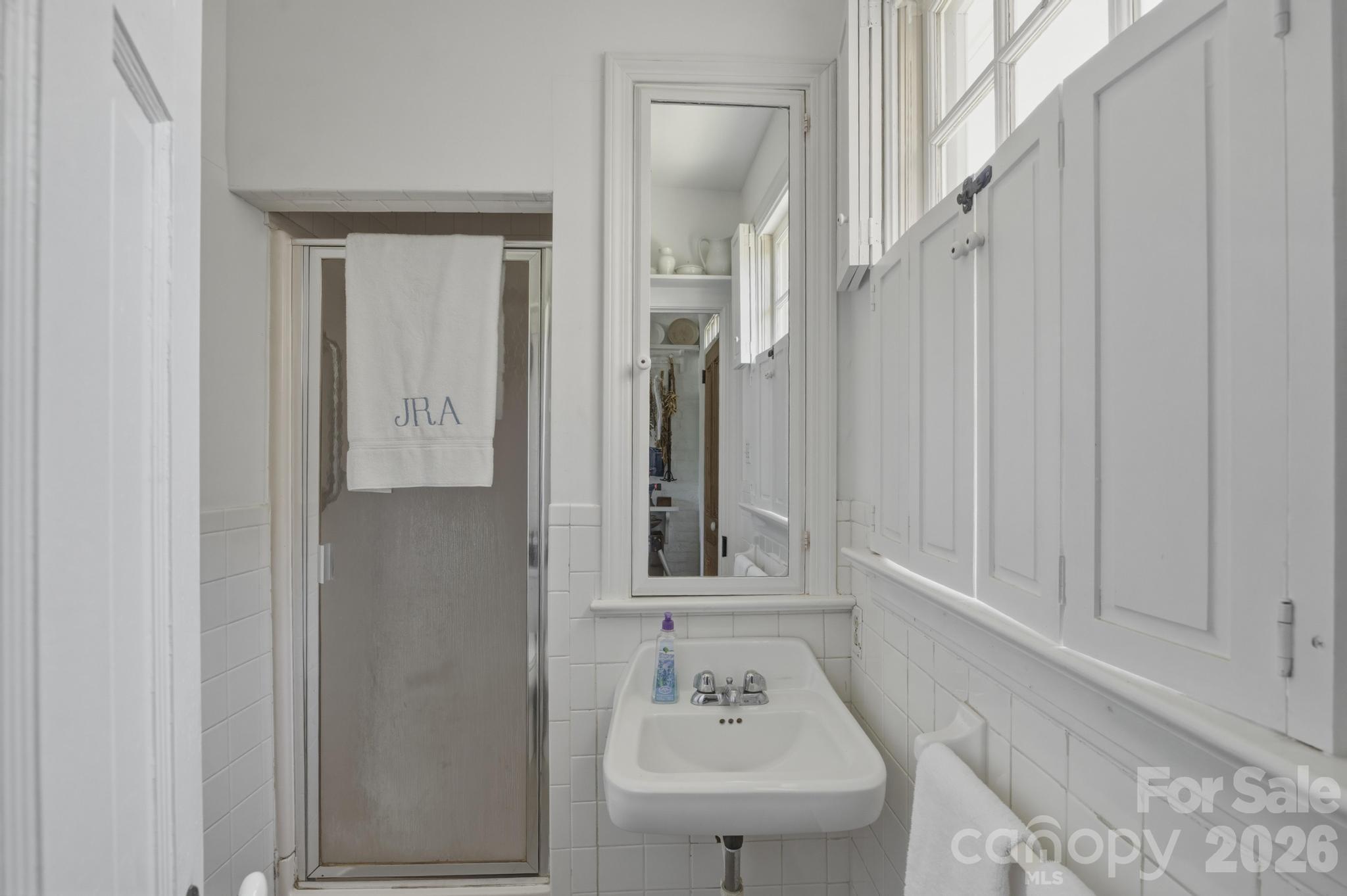4157 Calico Road — Lenoir