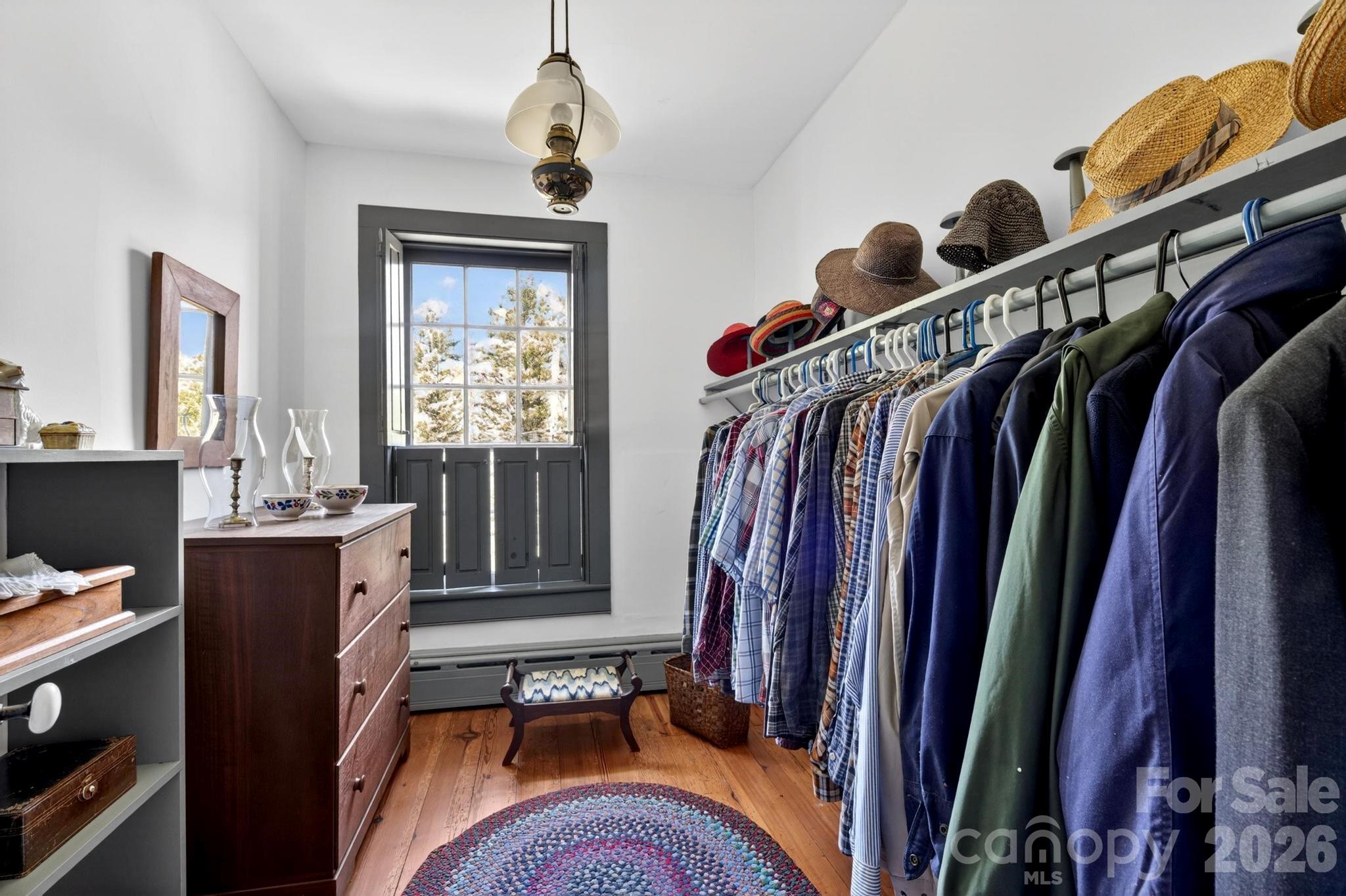 4157 Calico Road — Lenoir