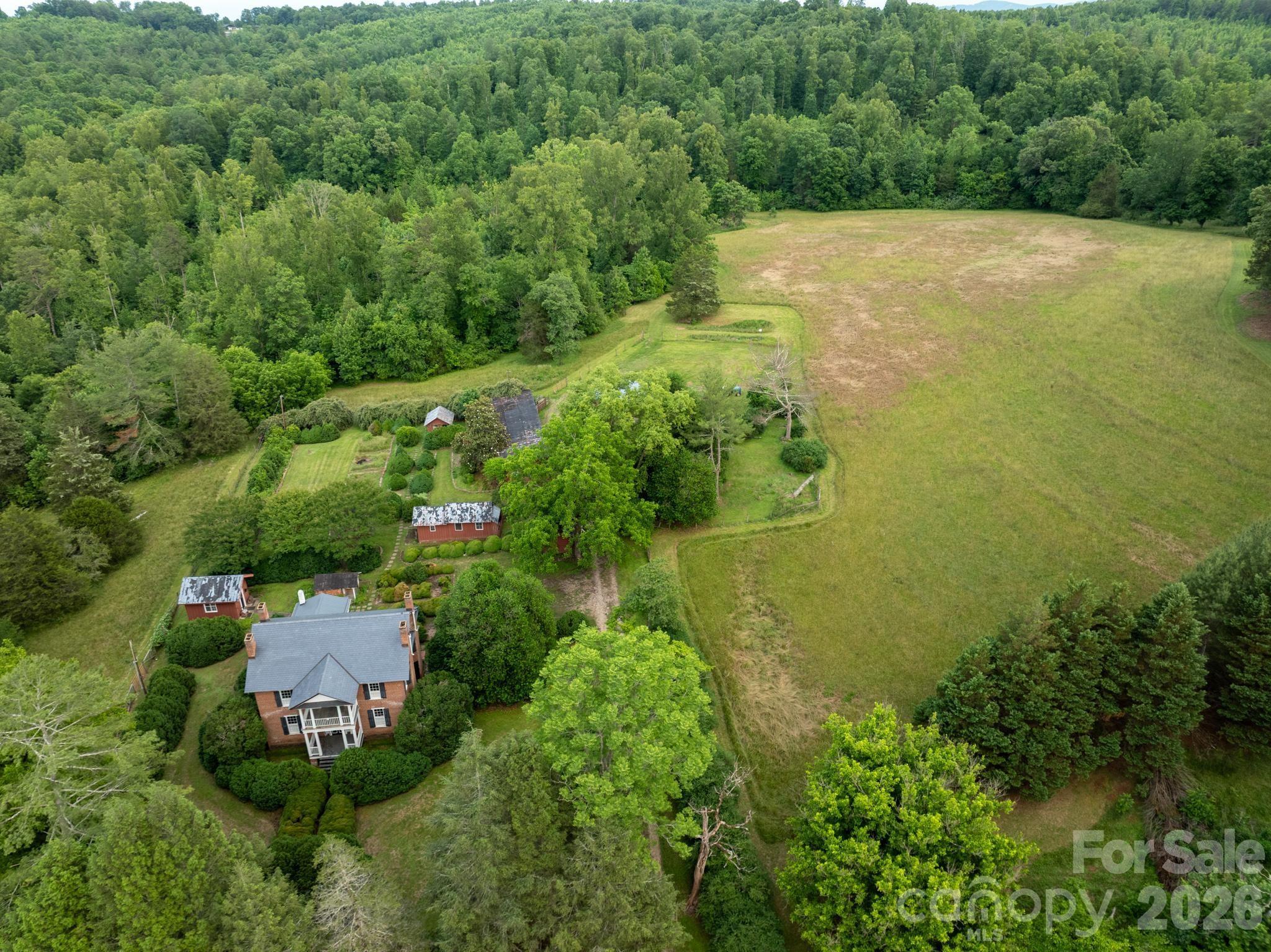 4157 Calico Road — Lenoir