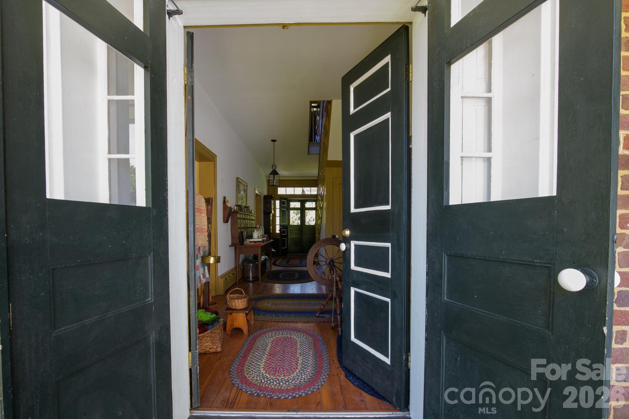 4157 Calico Road — Lenoir