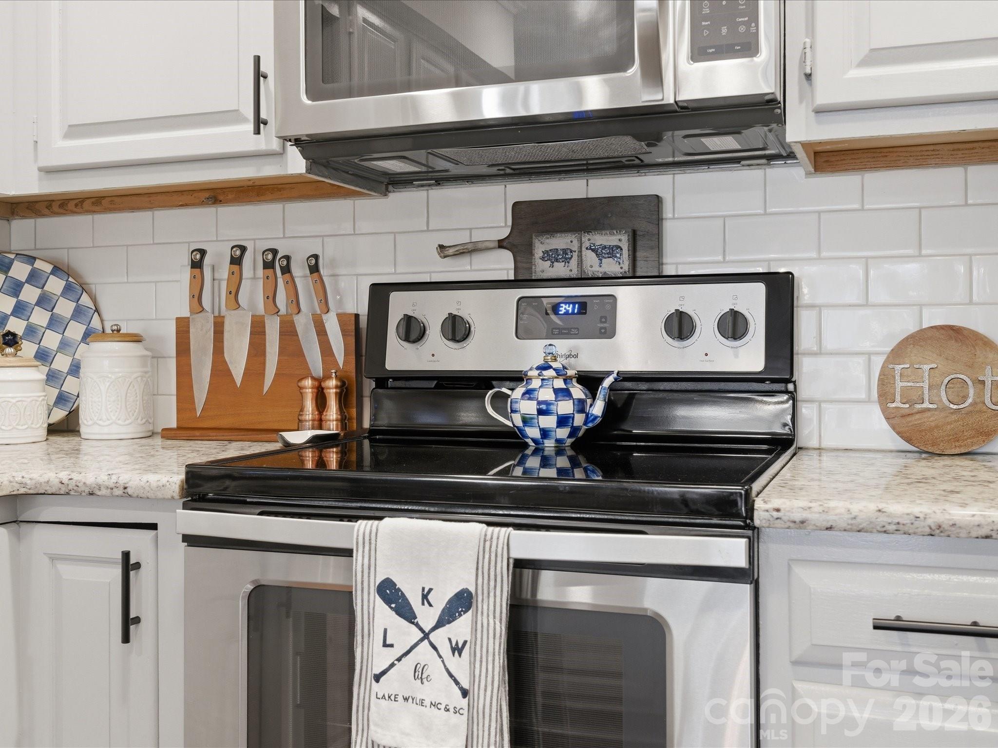 4720 Grey Moss Drive — Lake Wylie