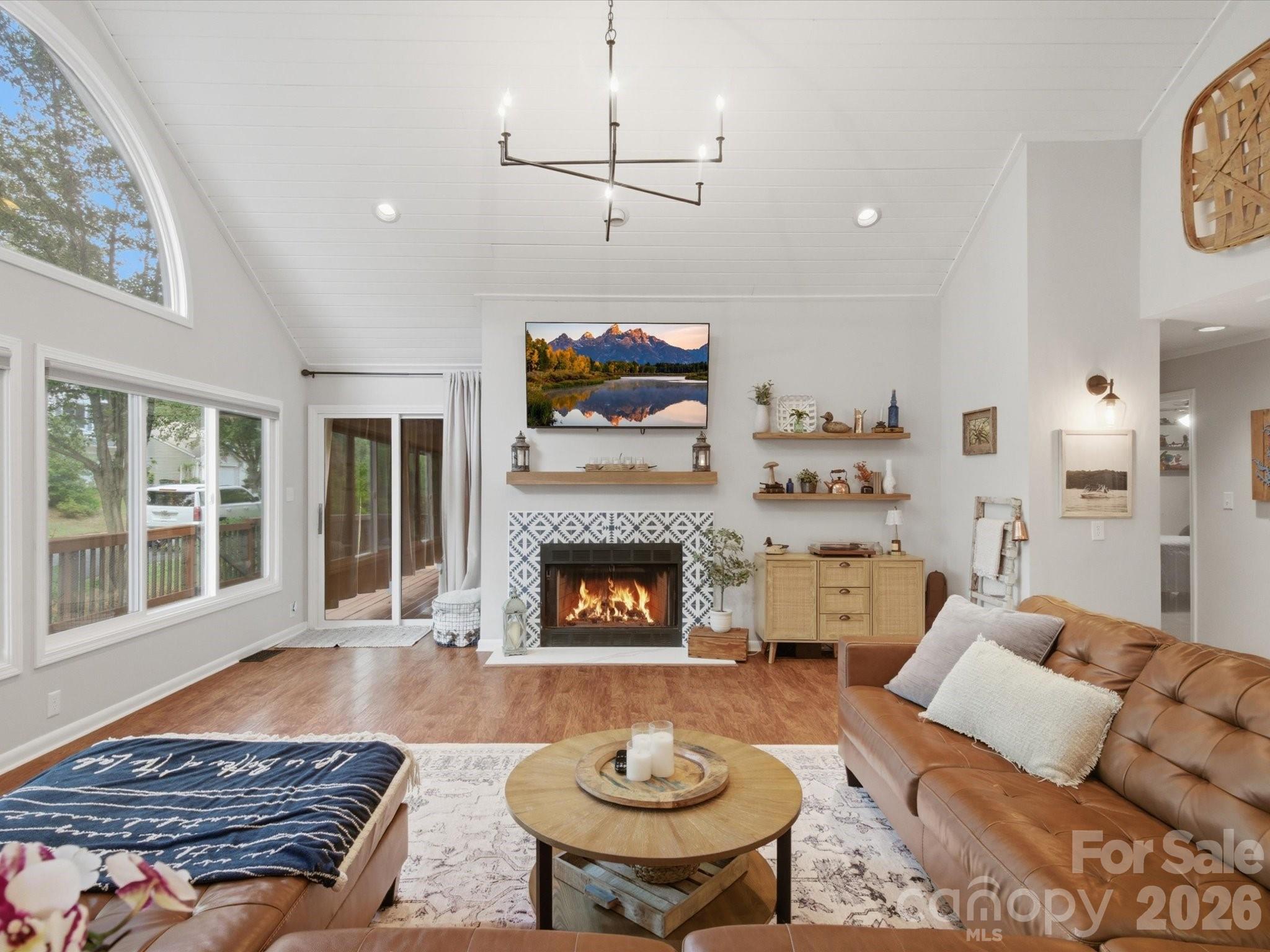 4720 Grey Moss Drive — Lake Wylie