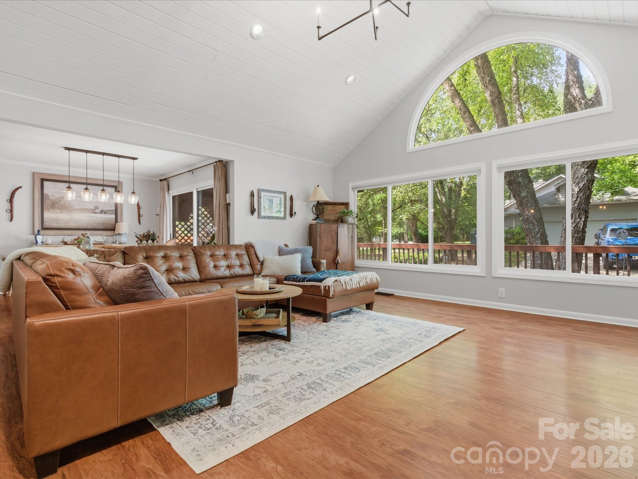 4720 Grey Moss Drive — Lake Wylie