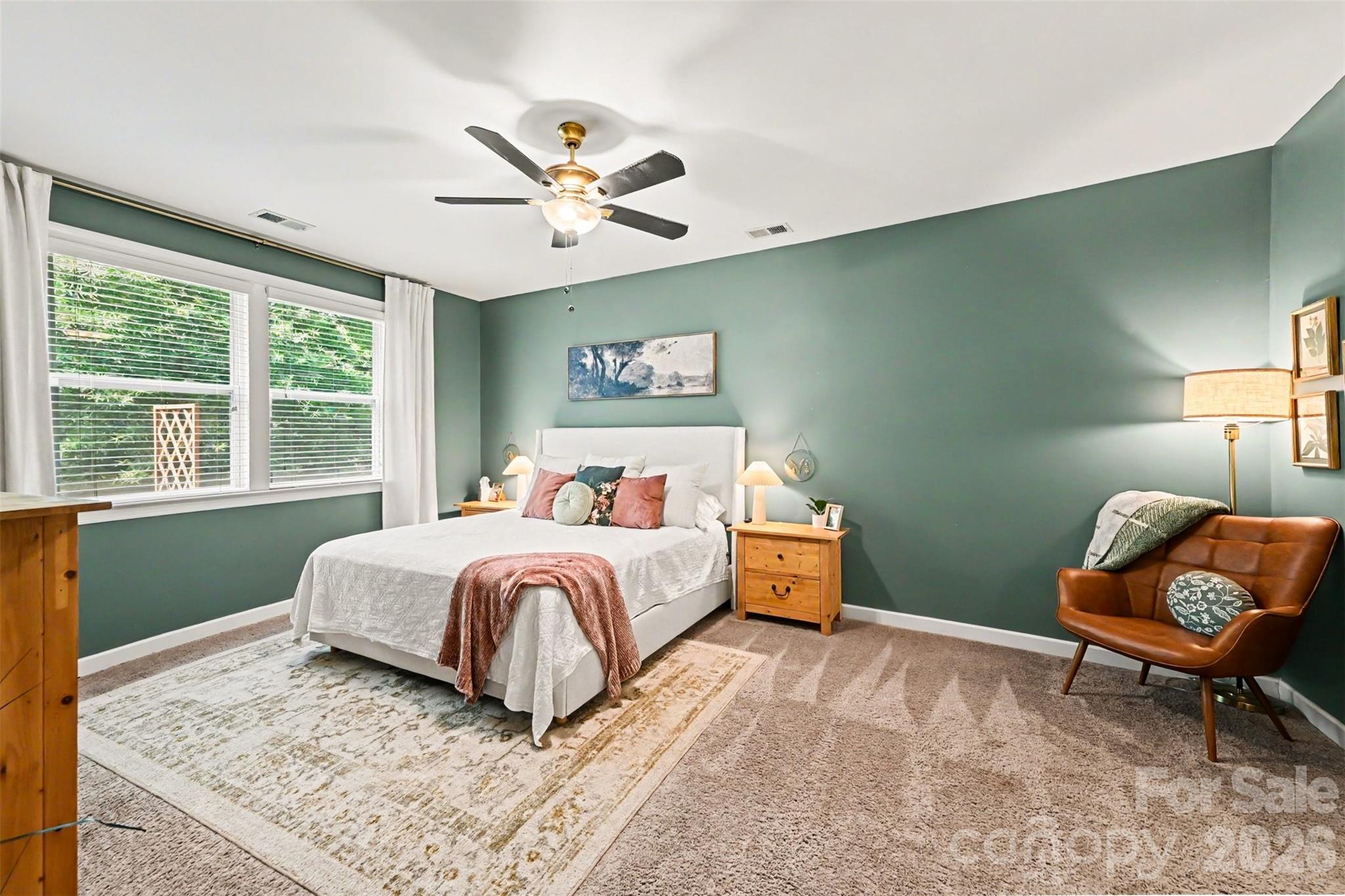 1284 Kings Grove Drive — York