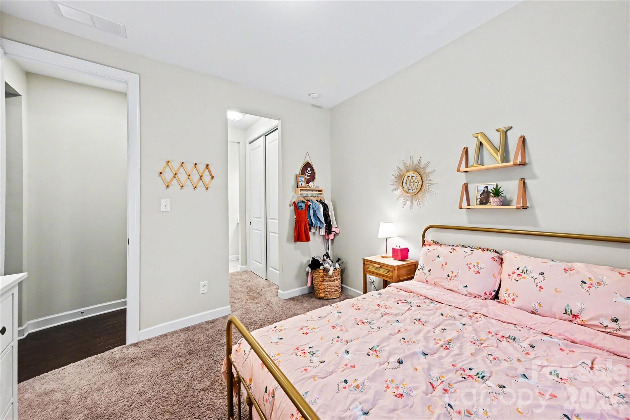 1284 Kings Grove Drive — York