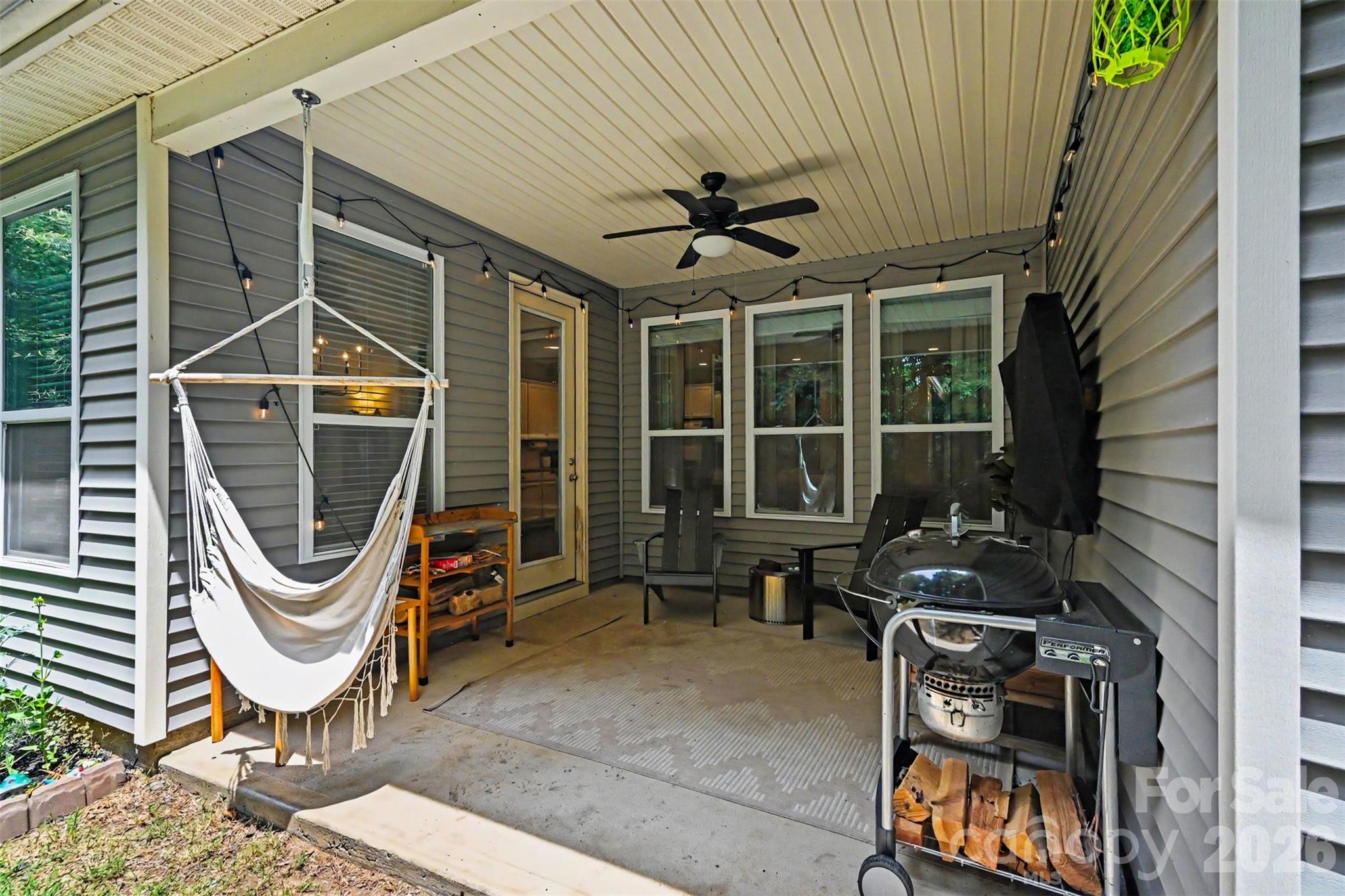 1284 Kings Grove Drive — York