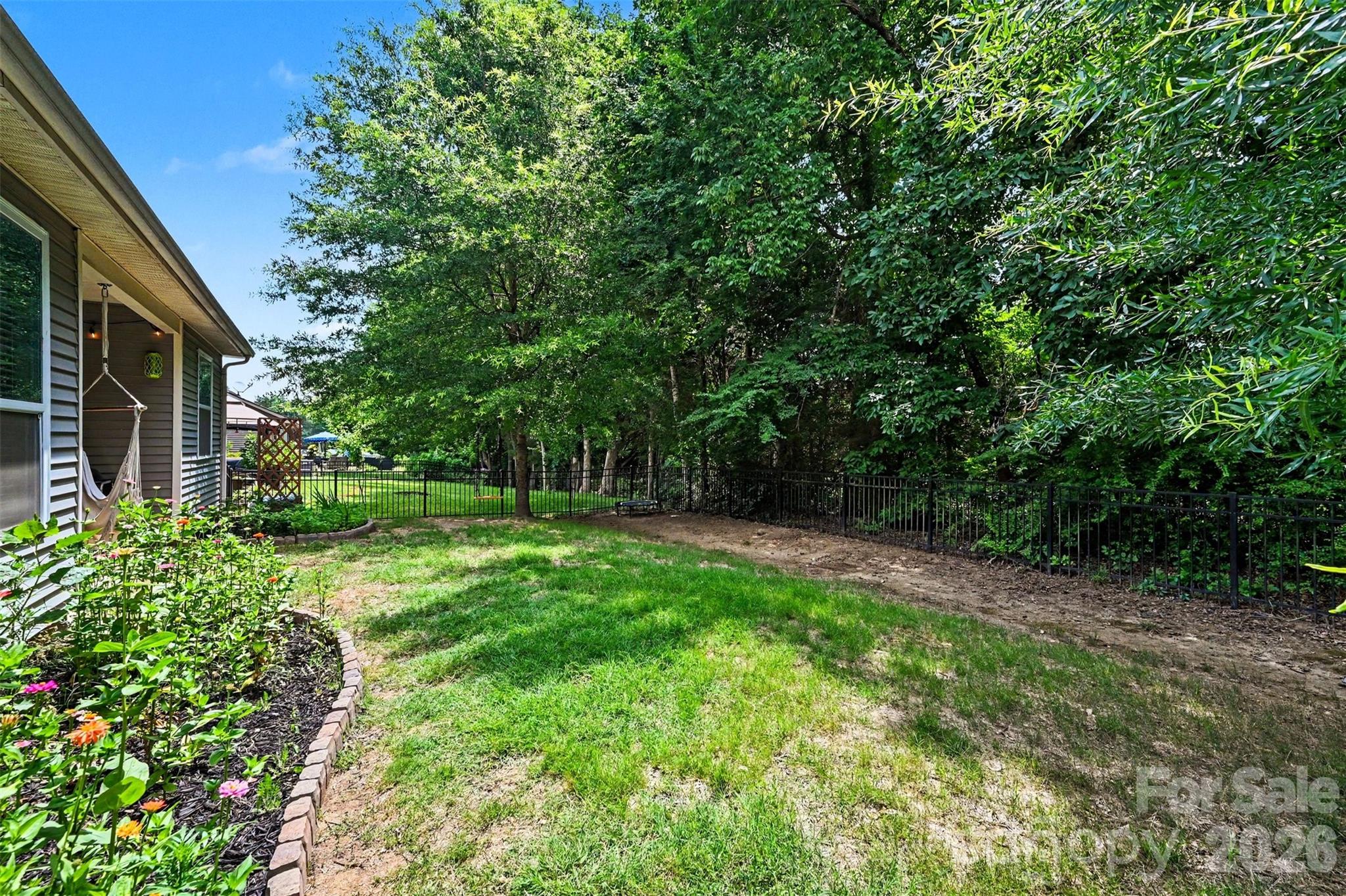 1284 Kings Grove Drive — York