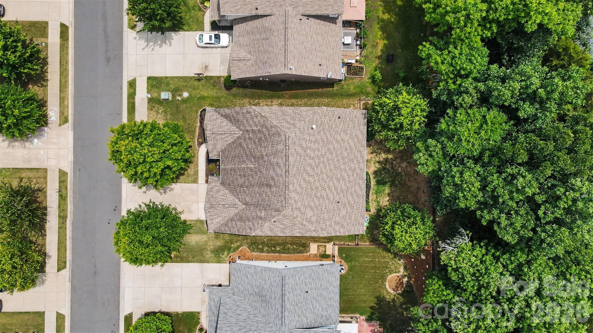 1284 Kings Grove Drive — York