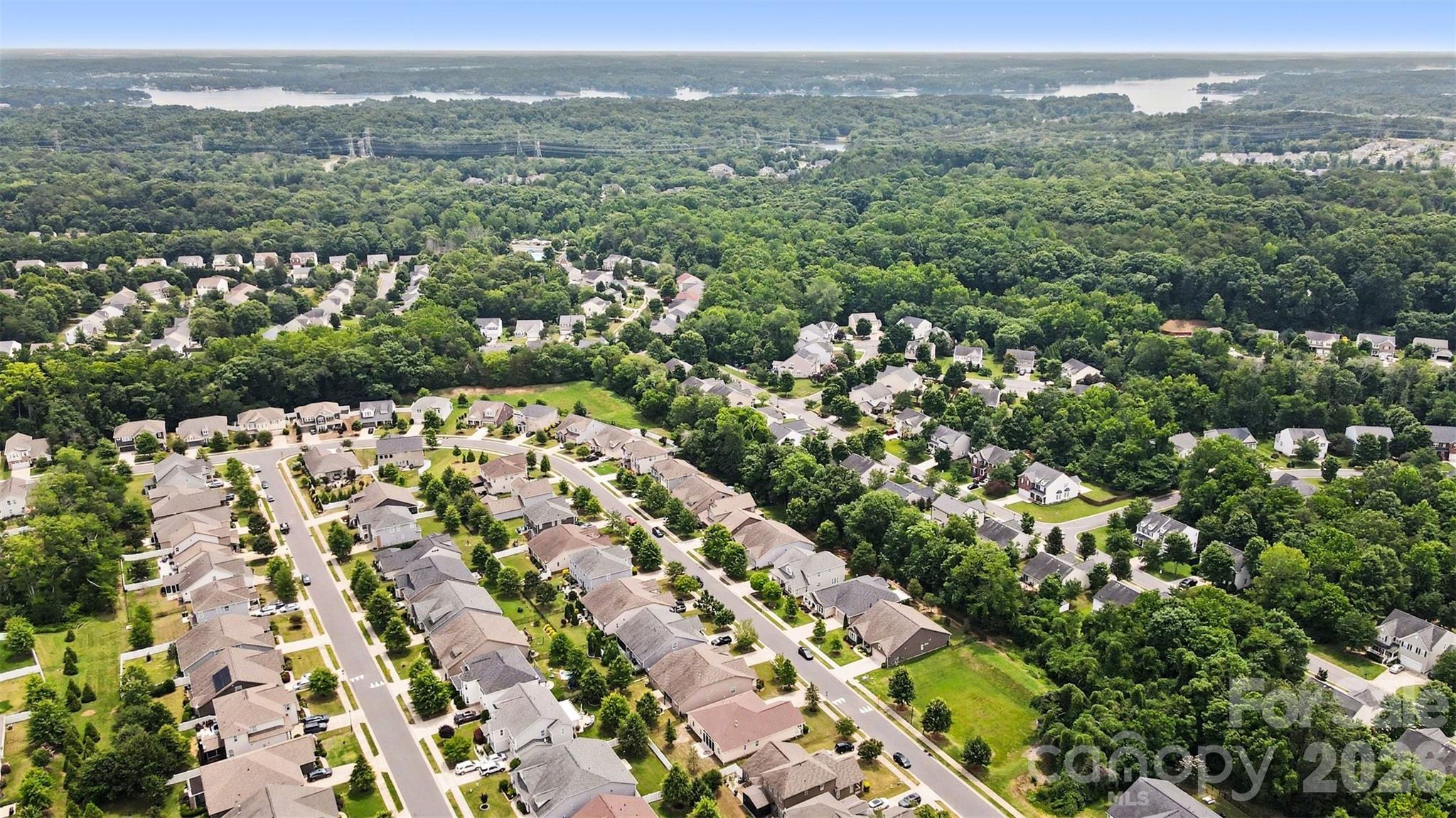 1284 Kings Grove Drive — York
