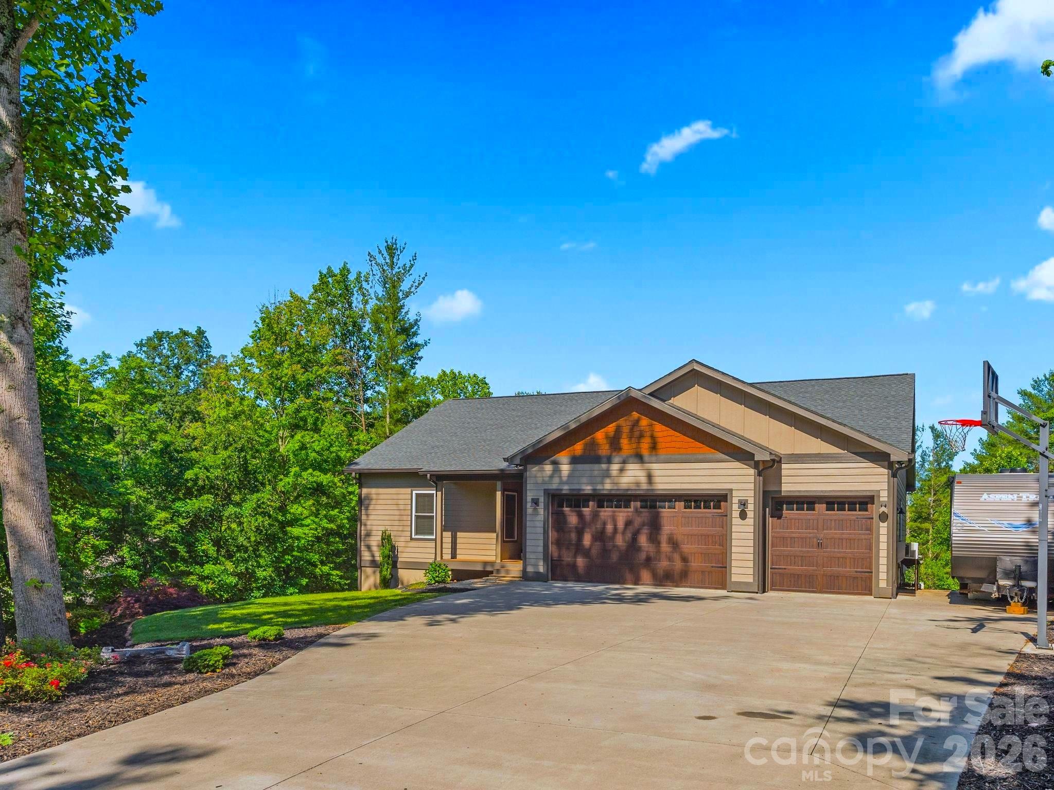 154 & 156 Dogwood Drive — Weaverville